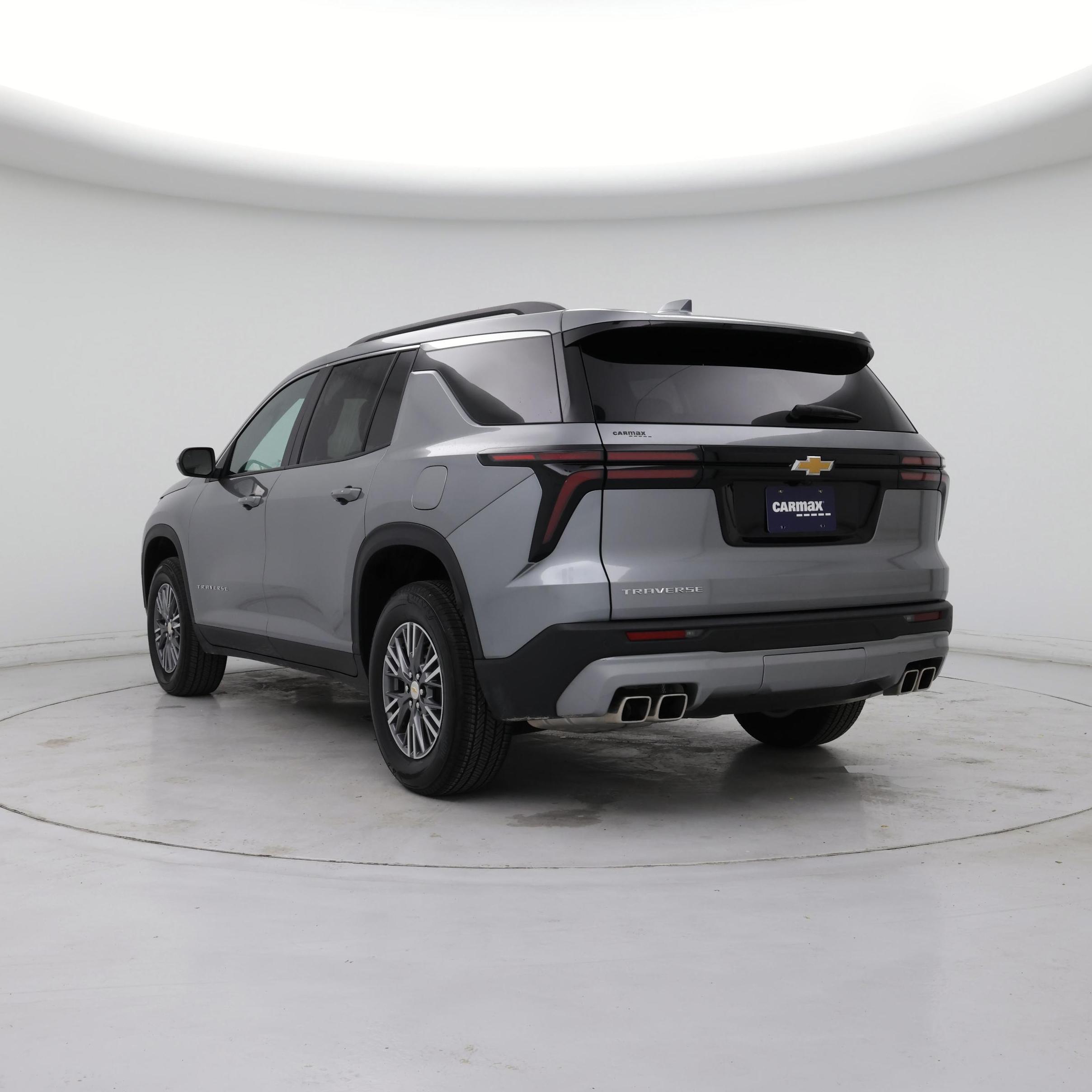 Thumbnail: 2025 Chevrolet Traverse - 2