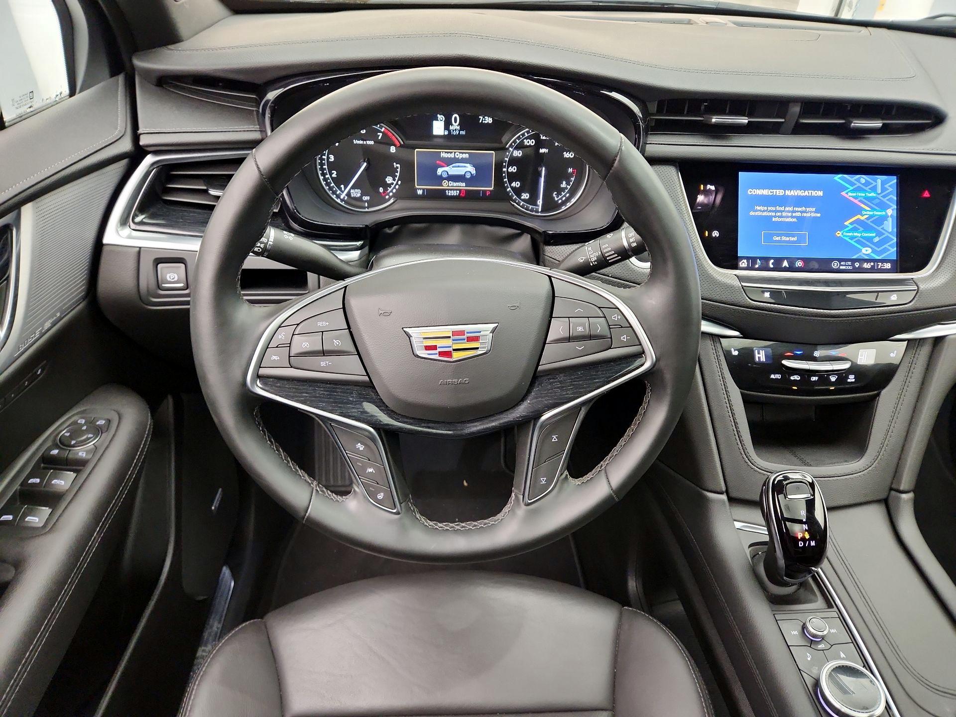 Thumbnail: 2025 Cadillac XT5 - 10