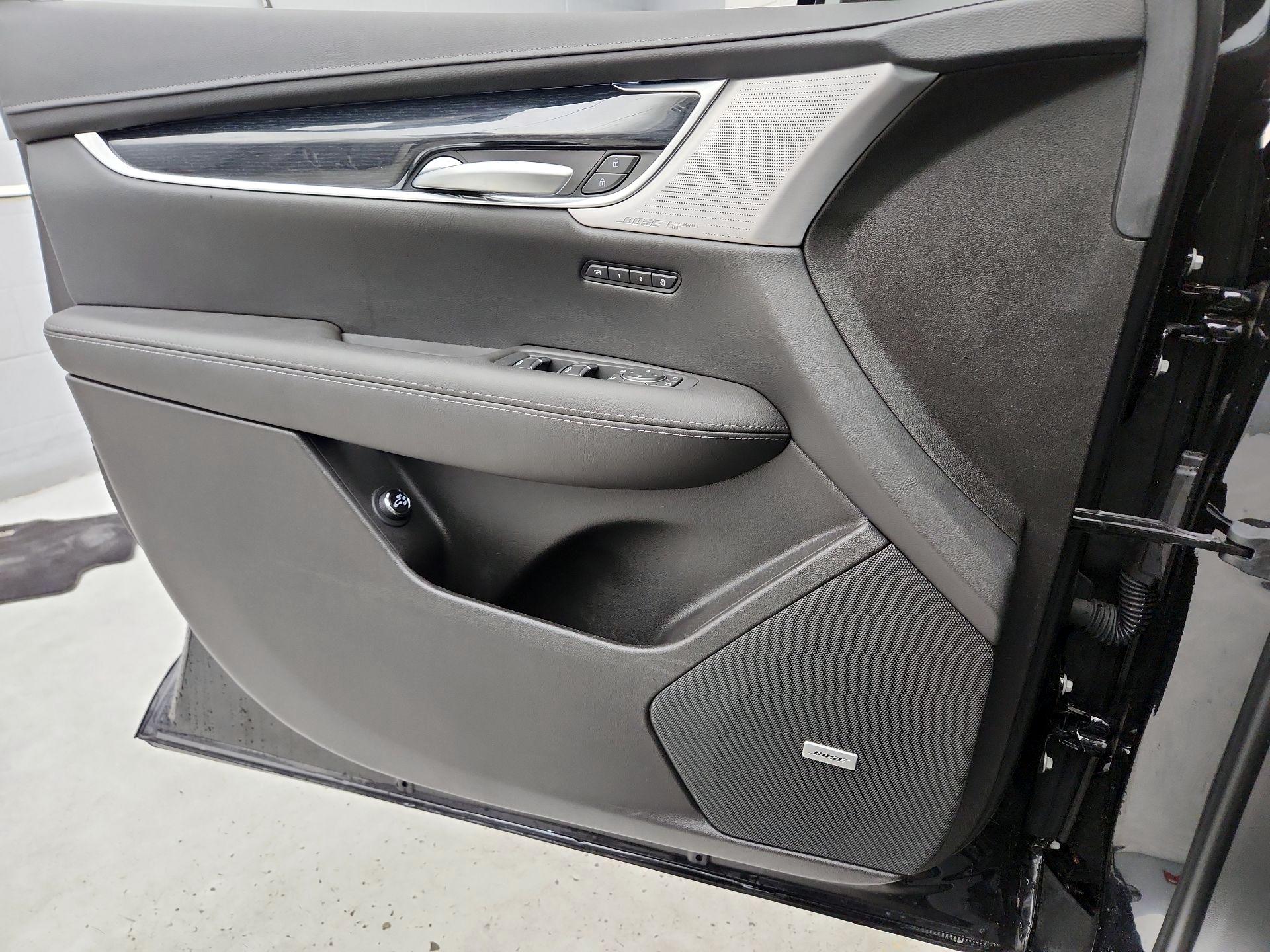 Thumbnail: 2025 Cadillac XT5 - 12