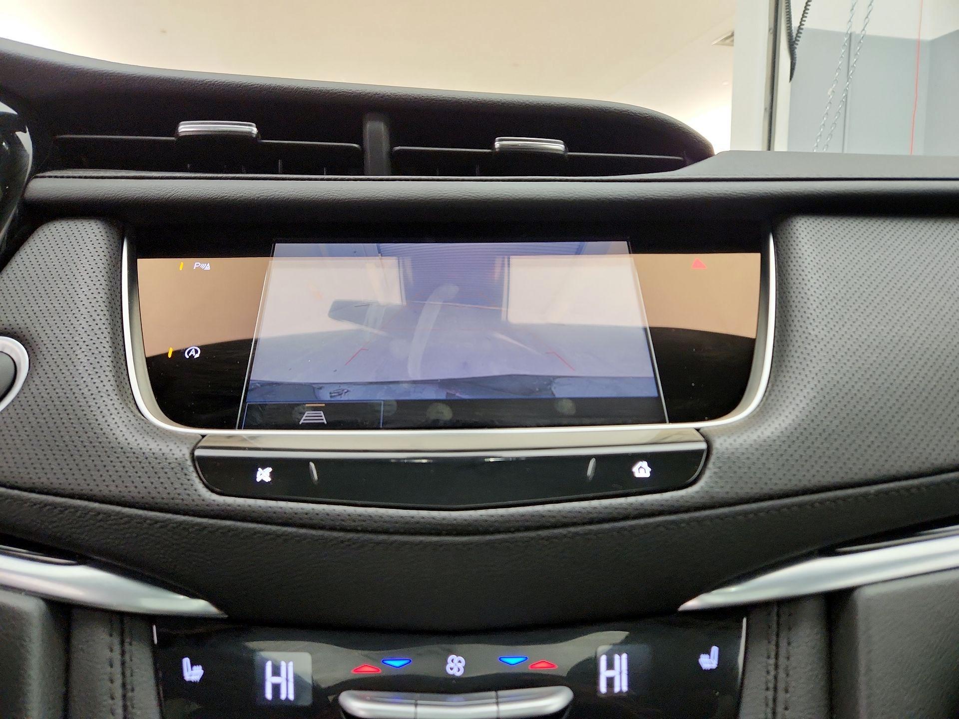 Thumbnail: 2025 Cadillac XT5 - 15