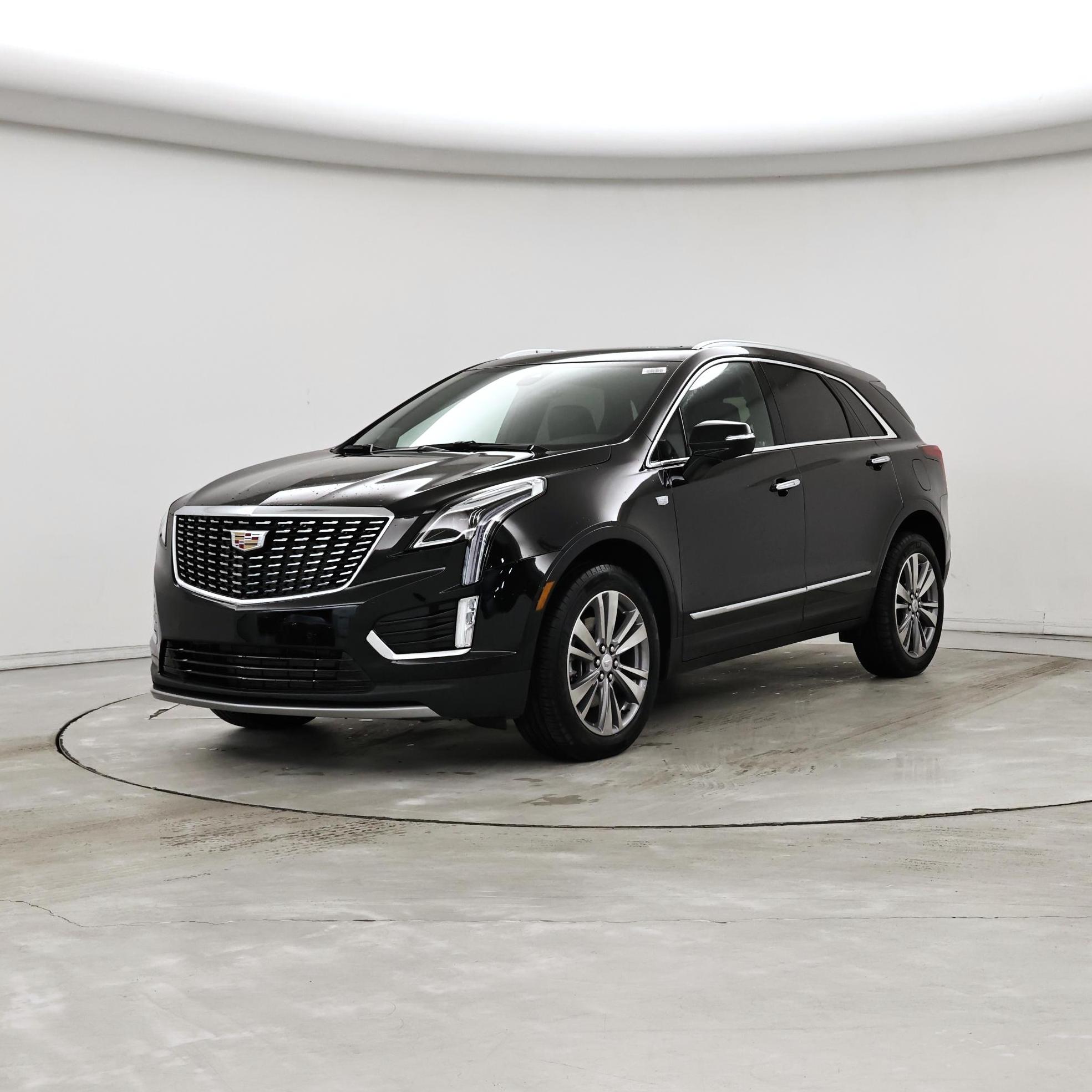 Thumbnail: 2025 Cadillac XT5 - 4