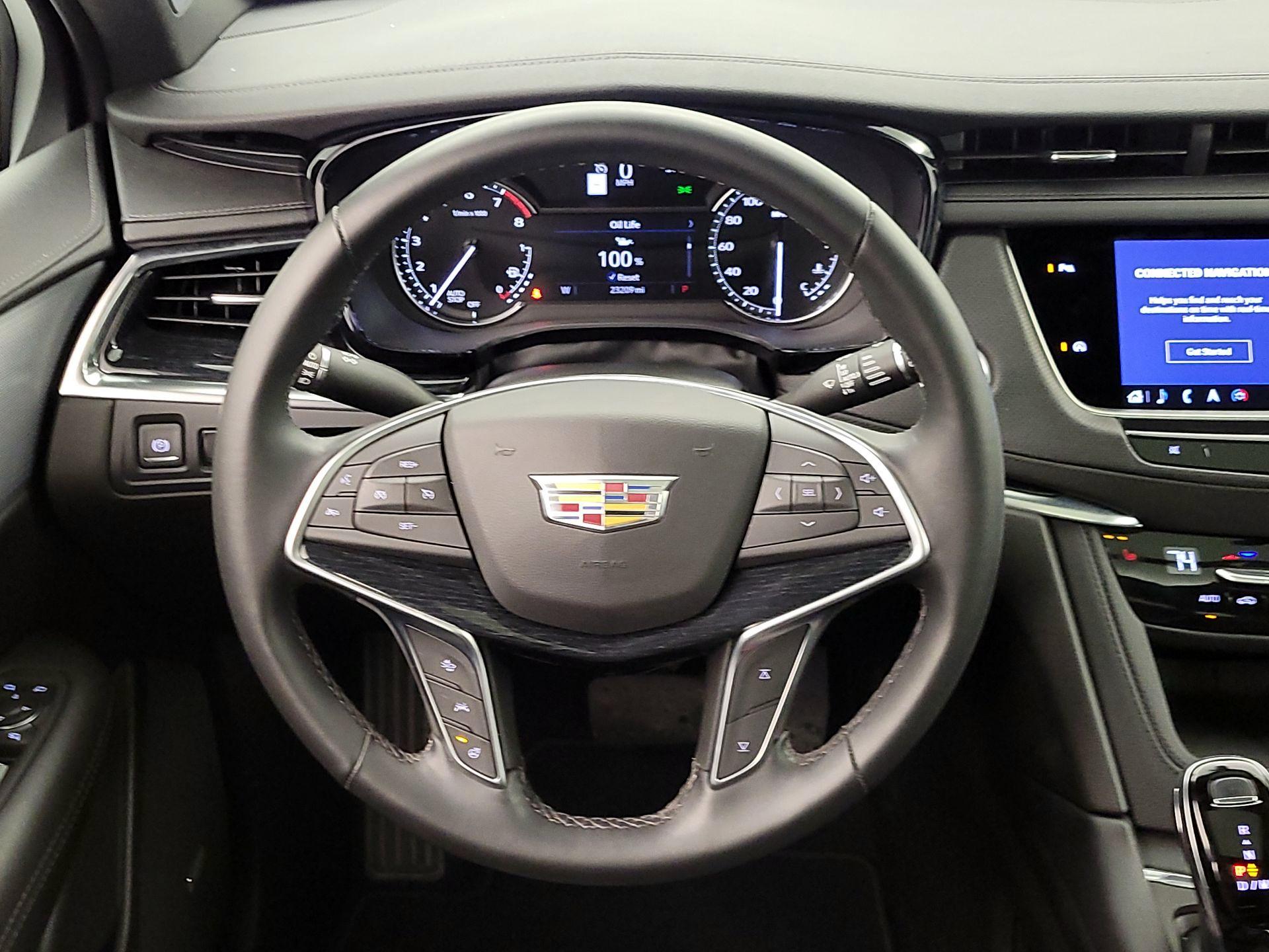 Thumbnail: 2025 Cadillac XT5 - 10