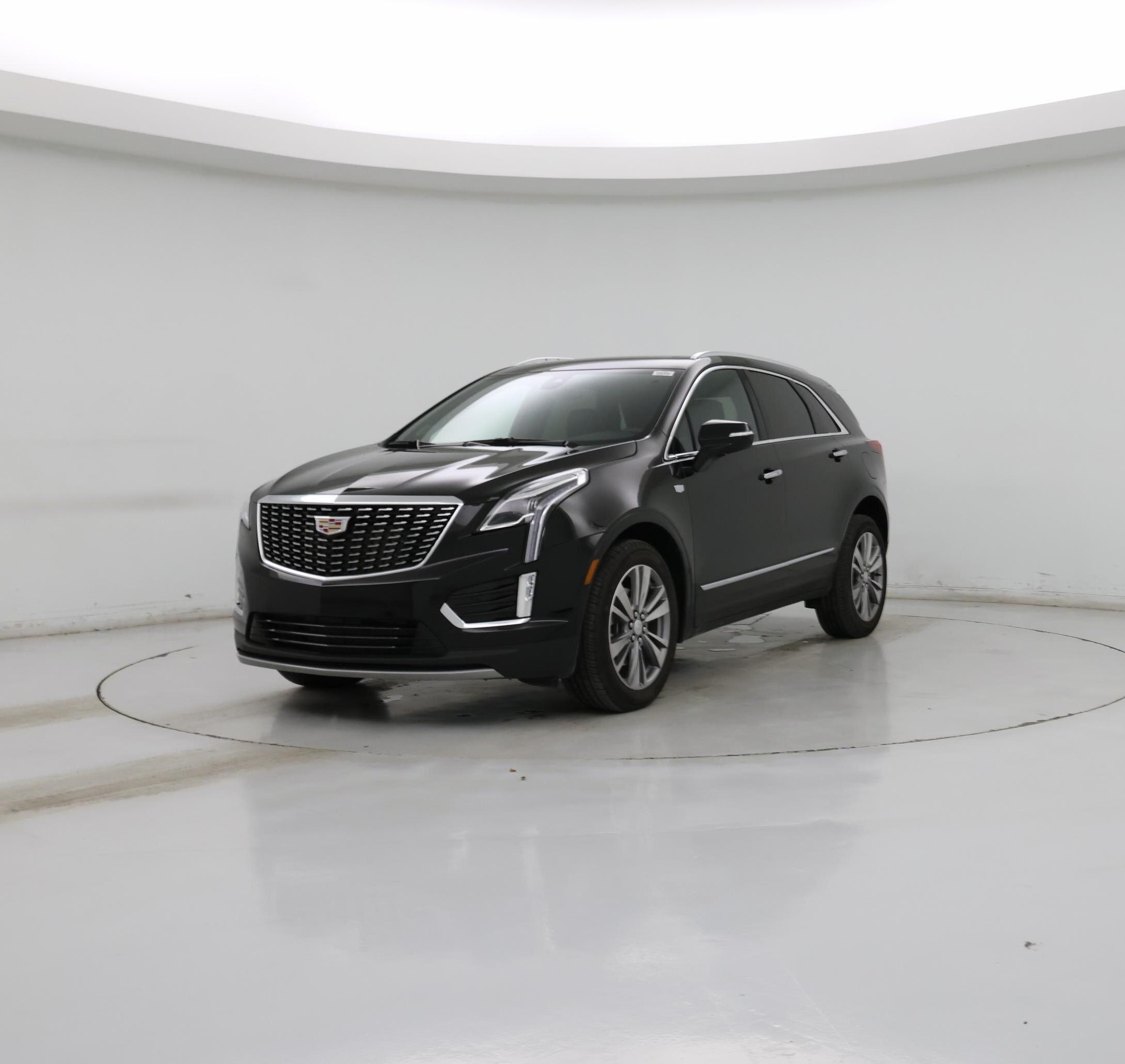 Thumbnail: 2025 Cadillac XT5 - 4