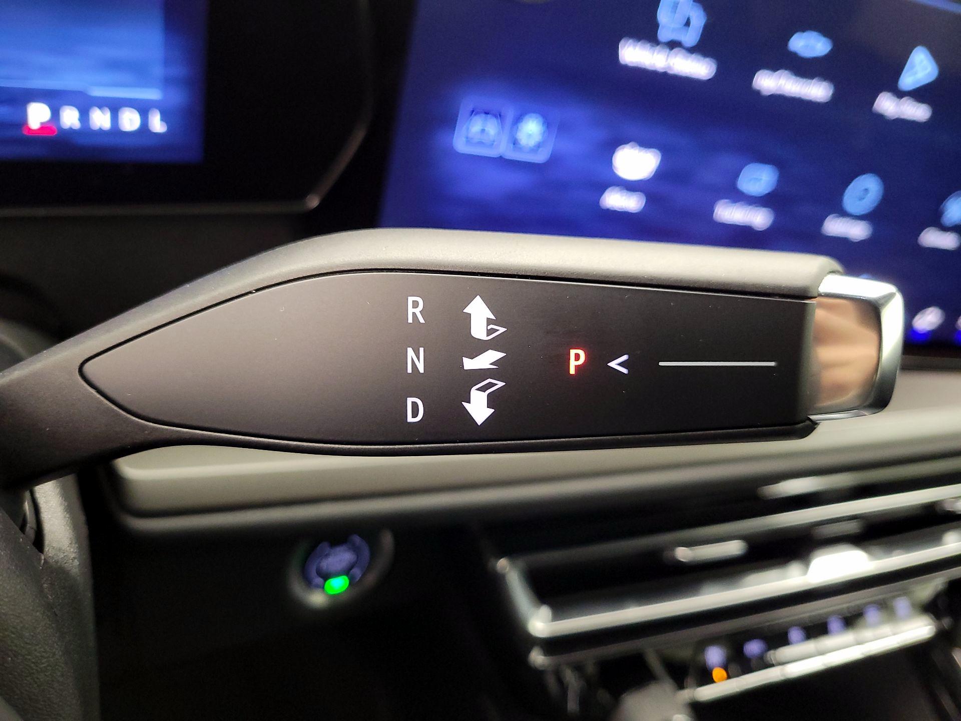 Thumbnail: 2025 Chevrolet Traverse - 17