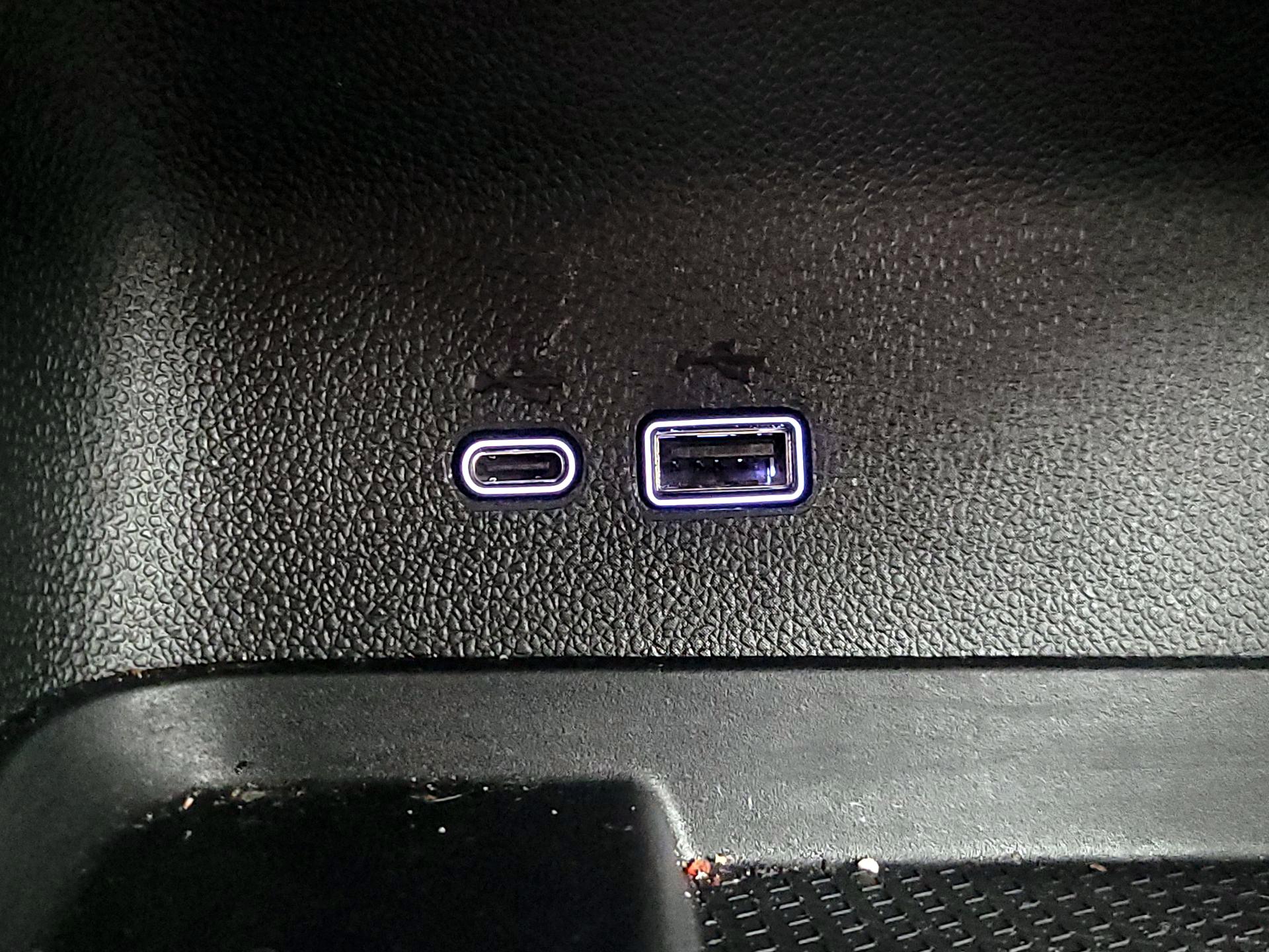 Thumbnail: 2025 Chevrolet Traverse - 18