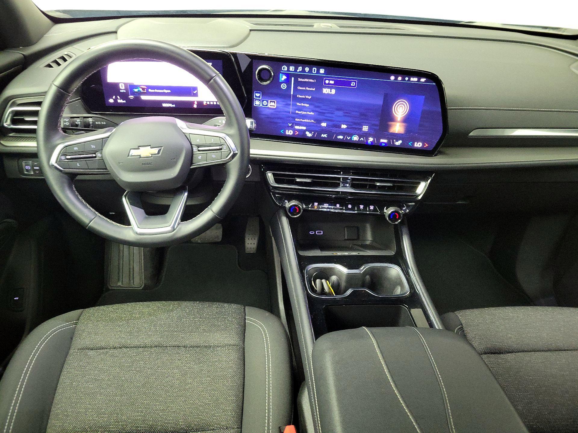 Thumbnail: 2025 Chevrolet Traverse - 9