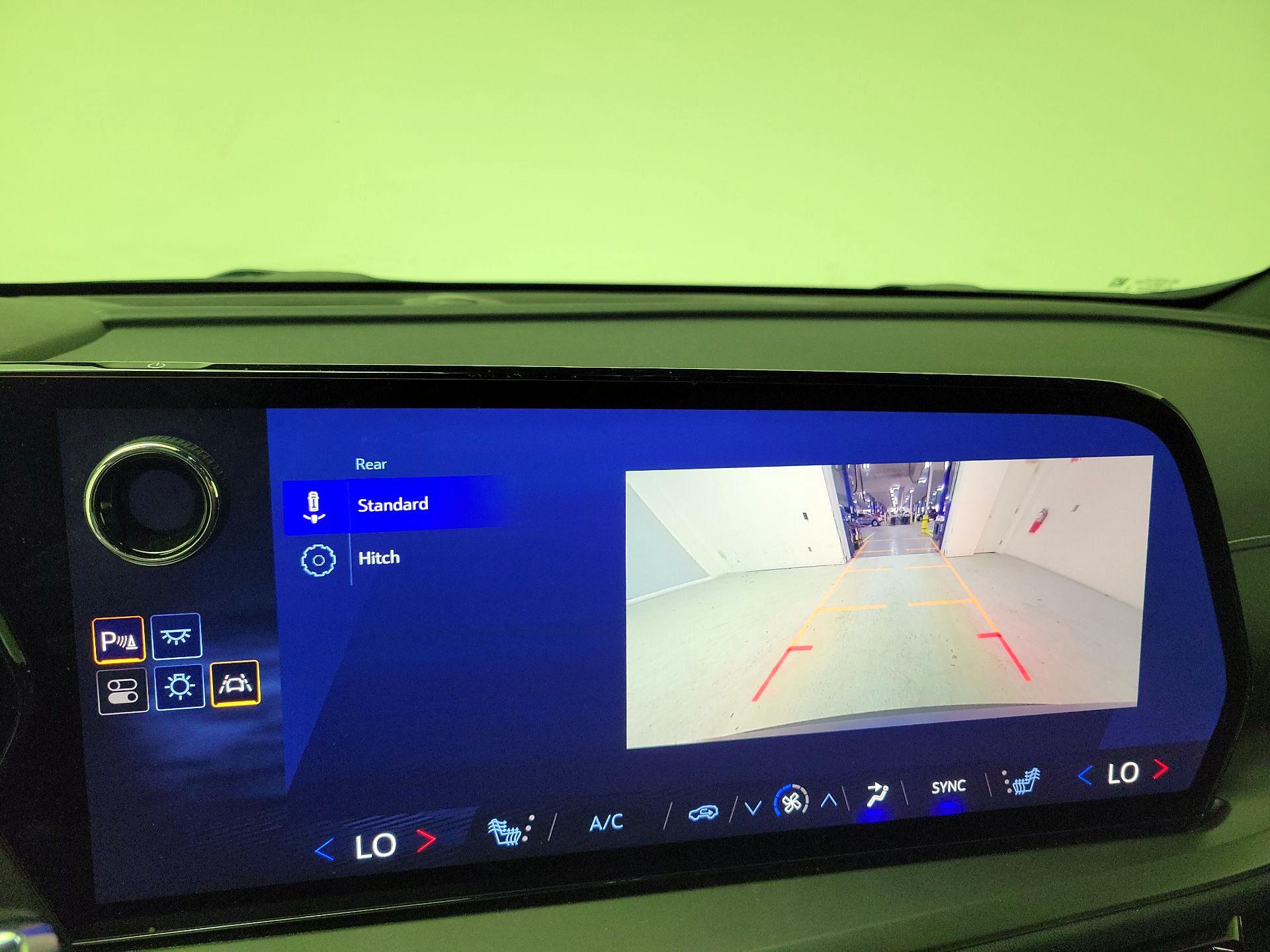 Thumbnail: 2025 Chevrolet Traverse - 14