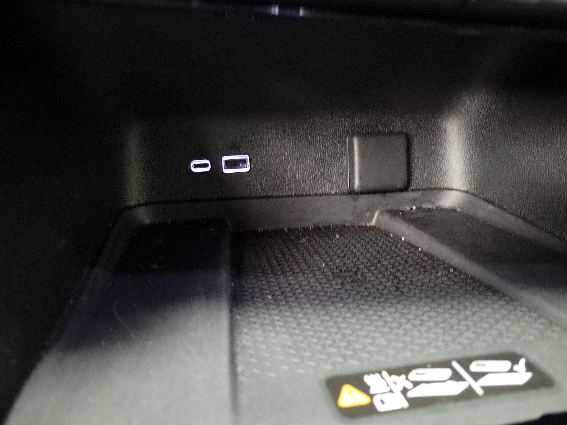 Thumbnail: 2025 Chevrolet Traverse - 18