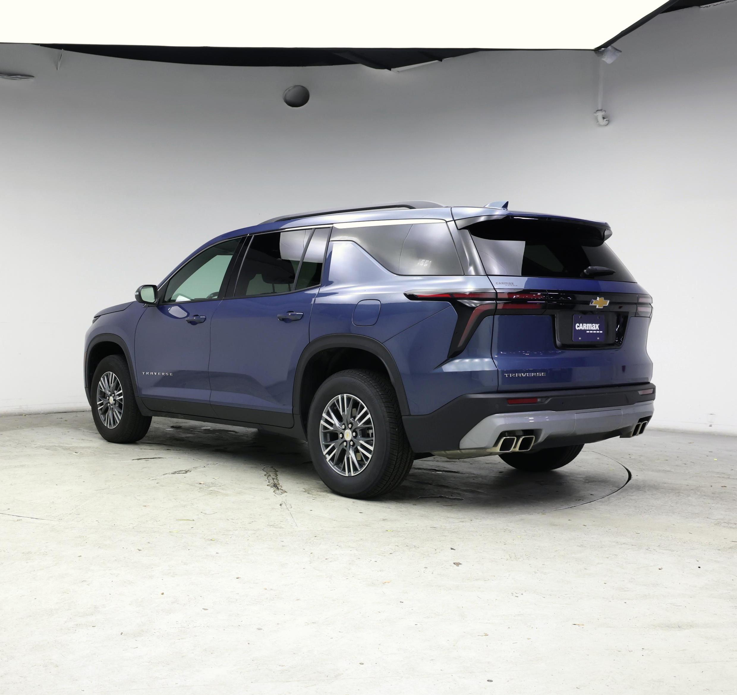 Thumbnail: 2025 Chevrolet Traverse - 2