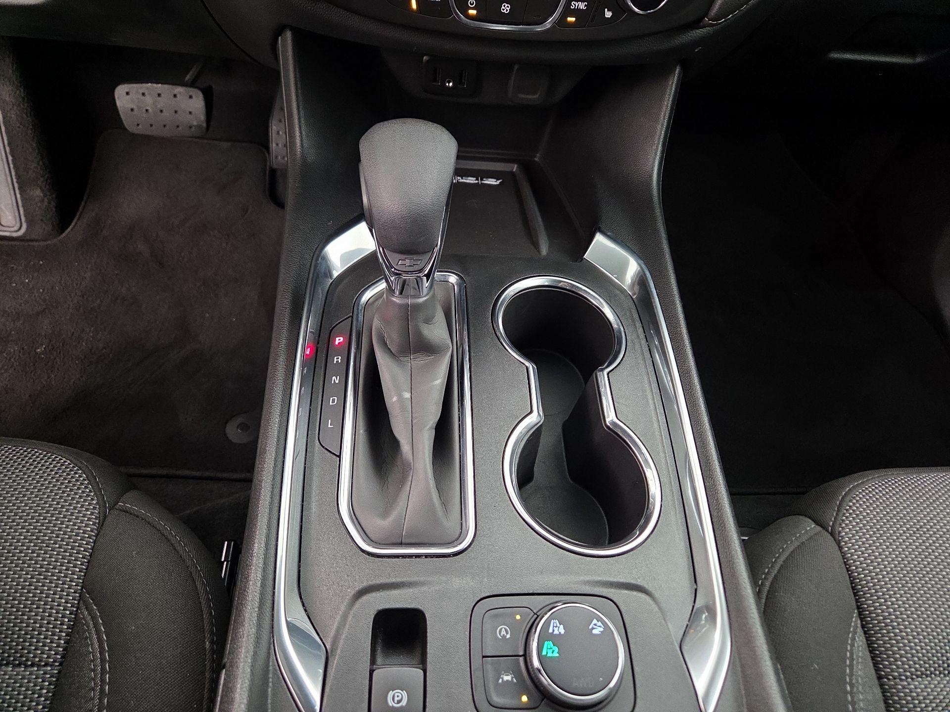 Thumbnail: 2023 Chevrolet Traverse - 17