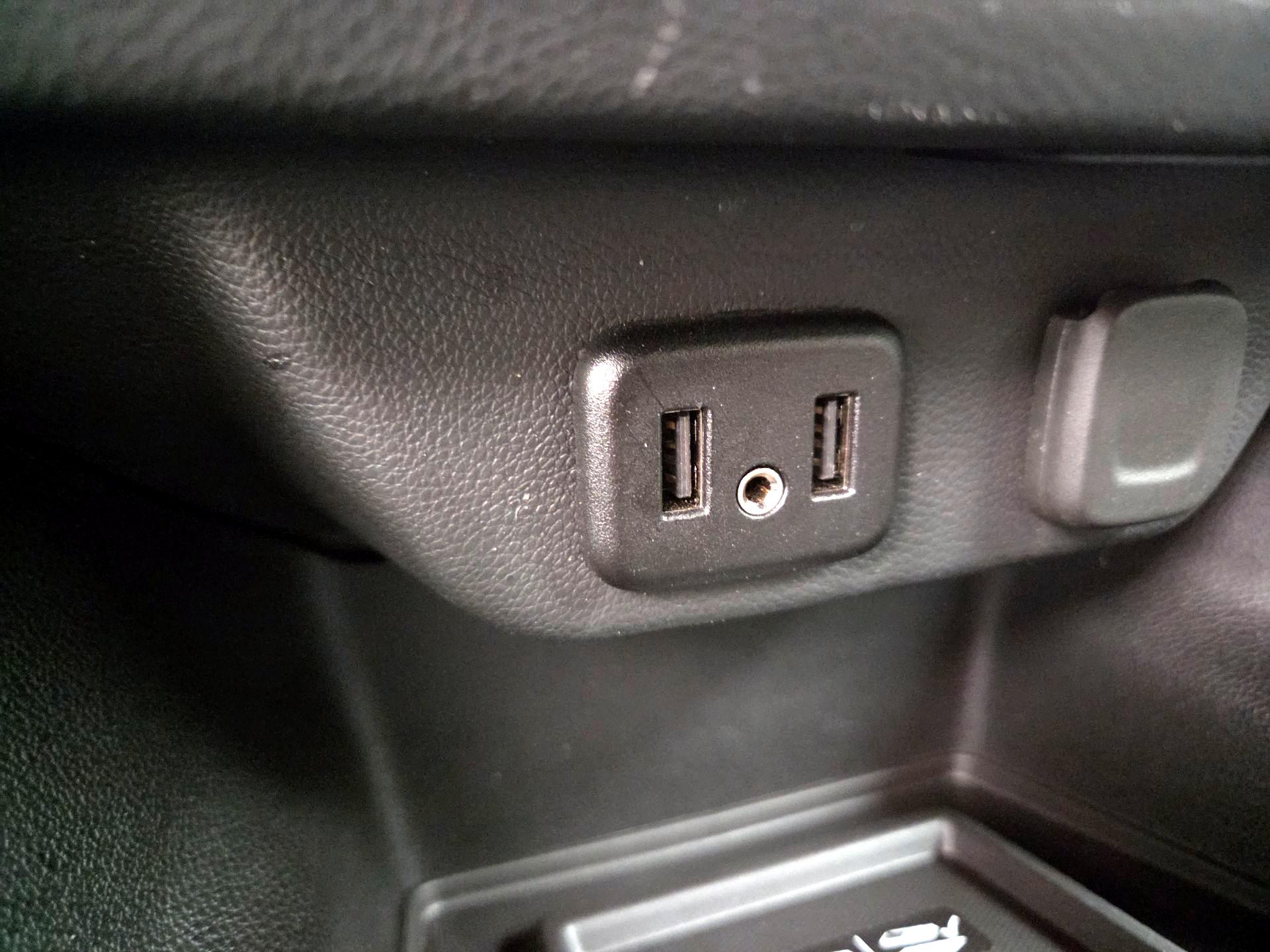 Thumbnail: 2023 Chevrolet Traverse - 18