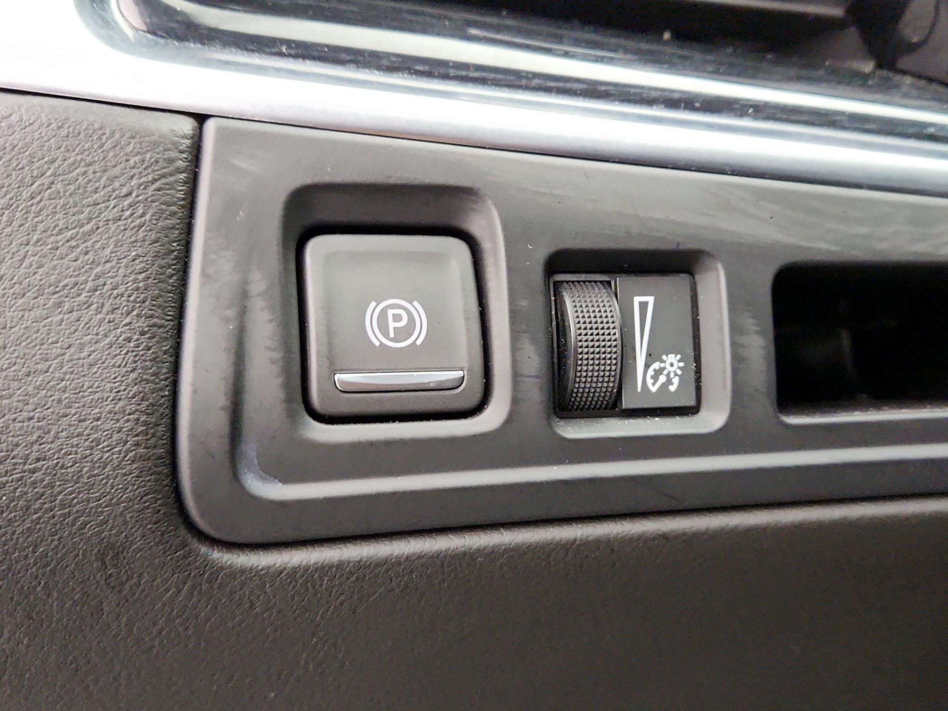 Thumbnail: 2025 Cadillac XT5 - 13