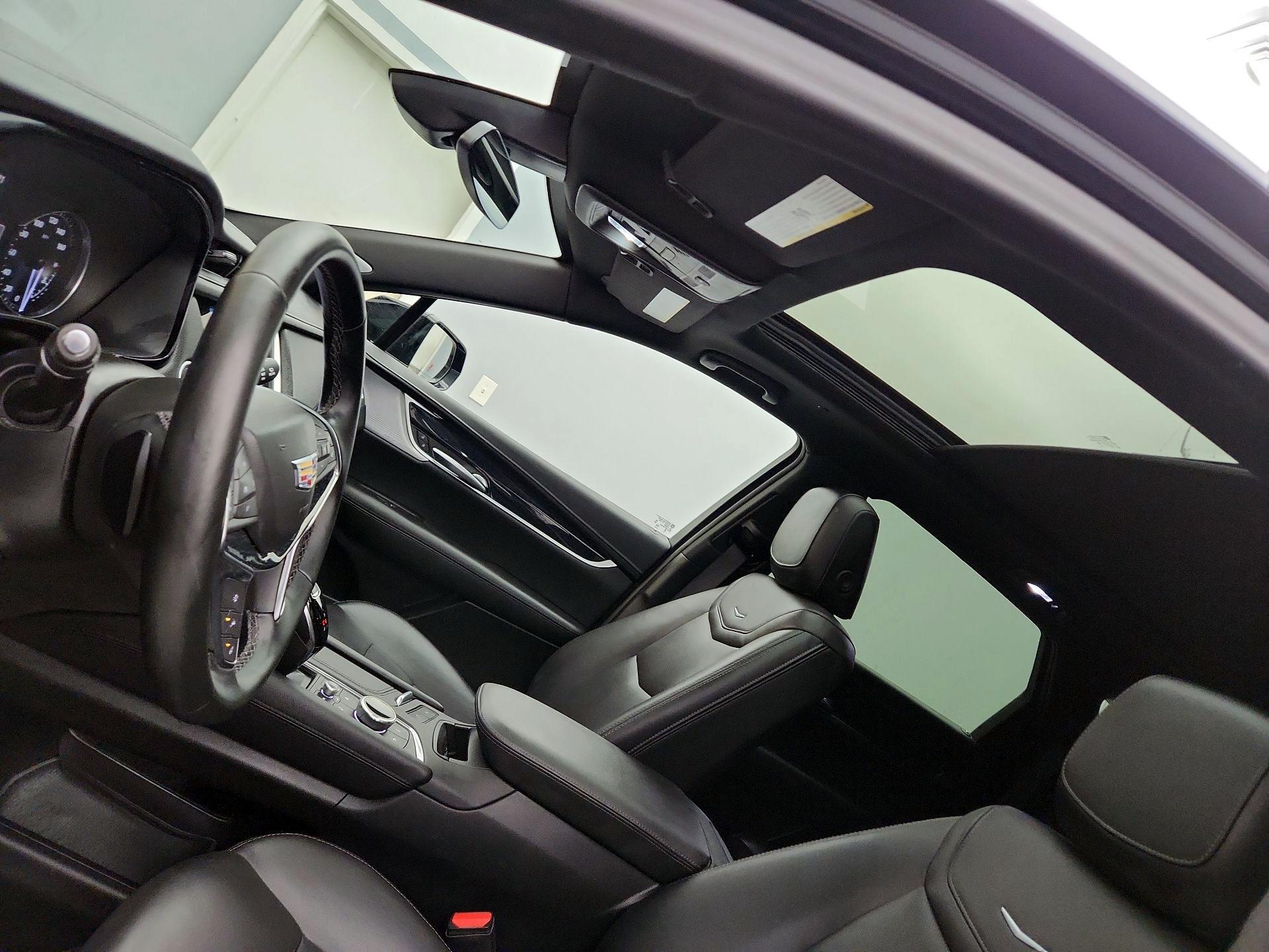 Thumbnail: 2025 Cadillac XT5 - 20