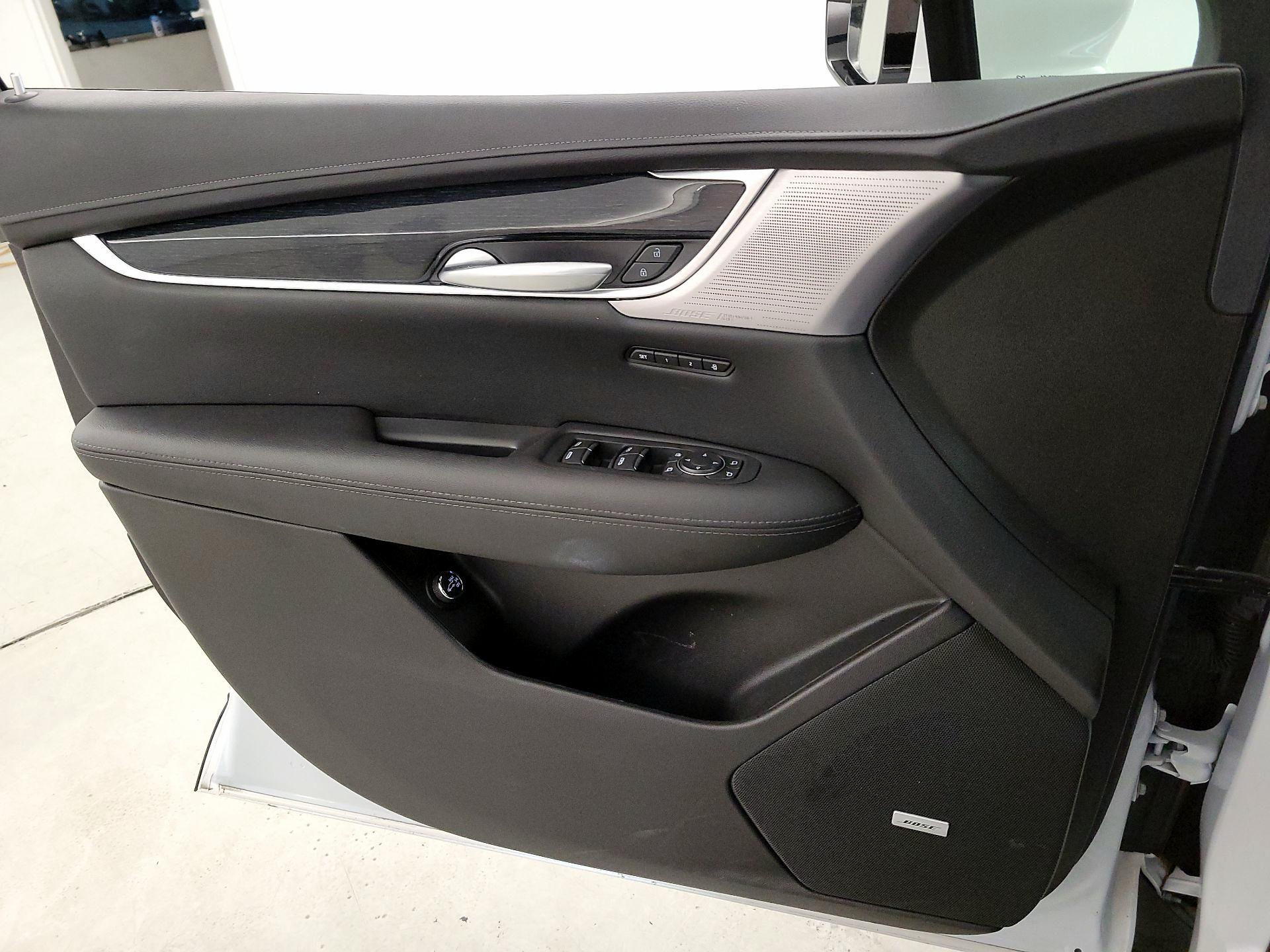 Thumbnail: 2025 Cadillac XT5 - 12