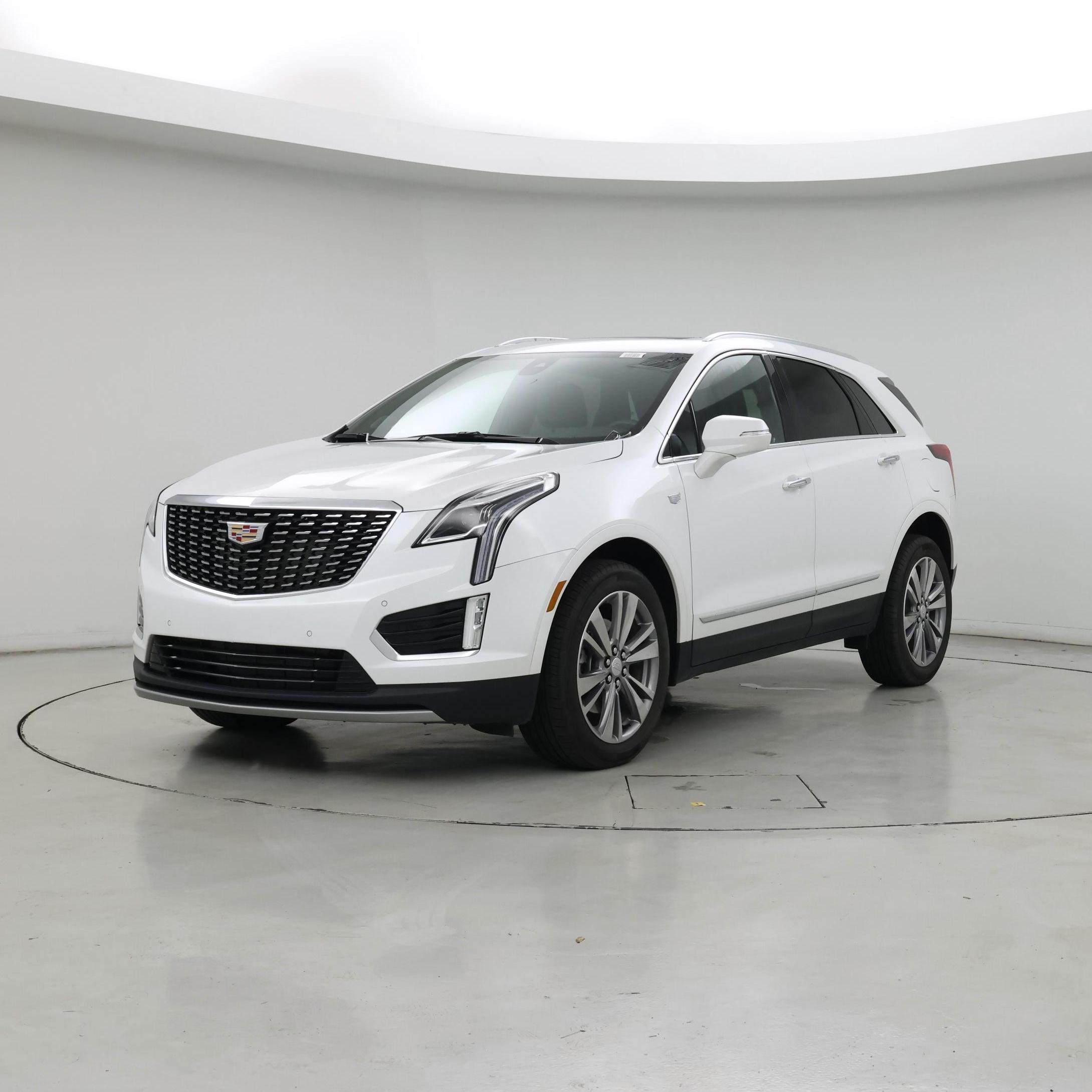 Thumbnail: 2025 Cadillac XT5 - 4