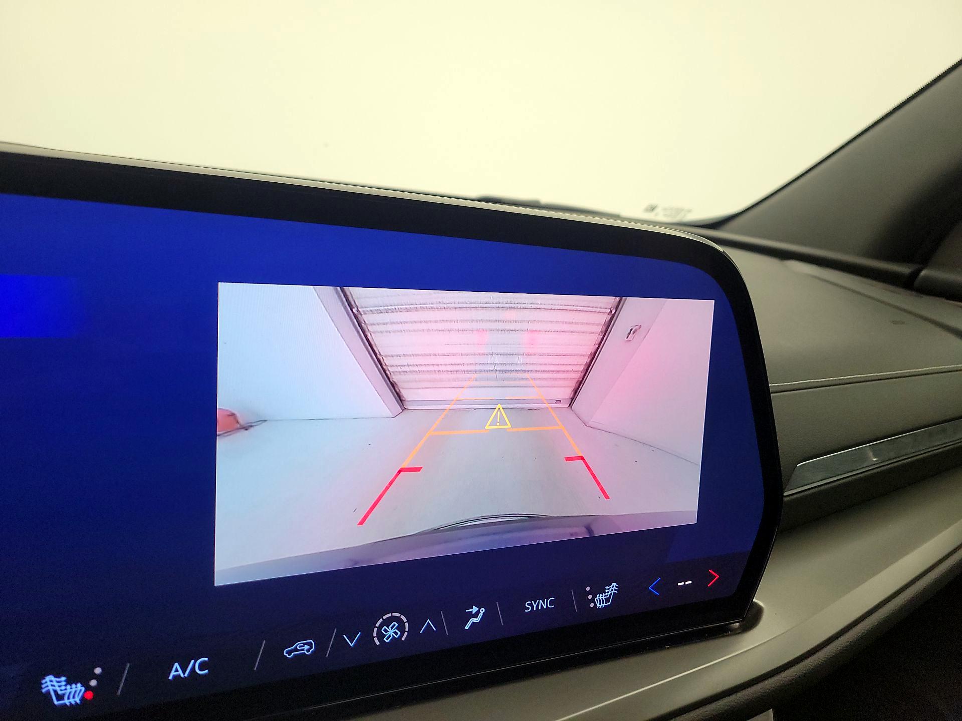 Thumbnail: 2025 Chevrolet Traverse - 14