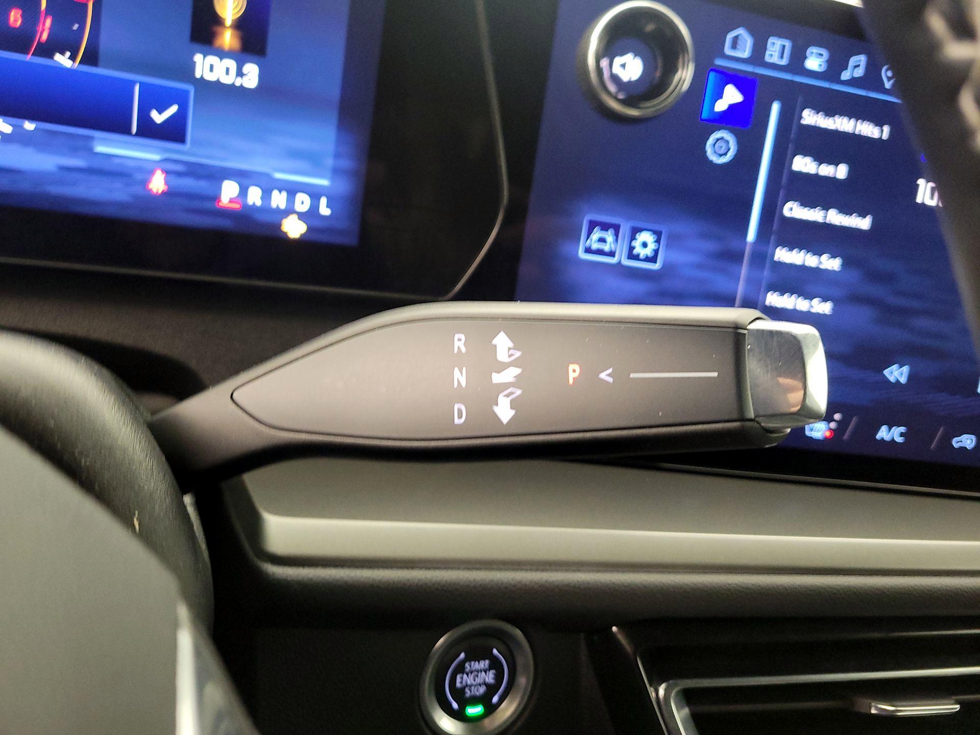 Thumbnail: 2025 Chevrolet Traverse - 17