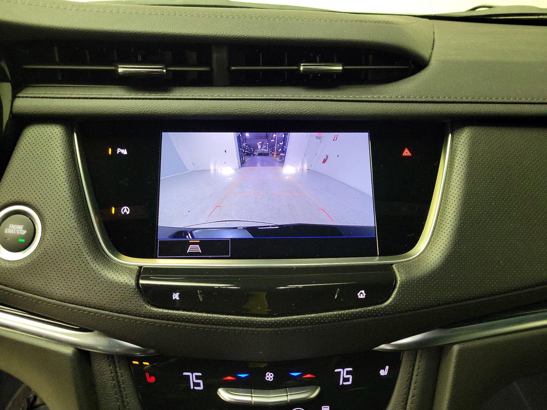 Thumbnail: 2025 Cadillac XT5 - 15