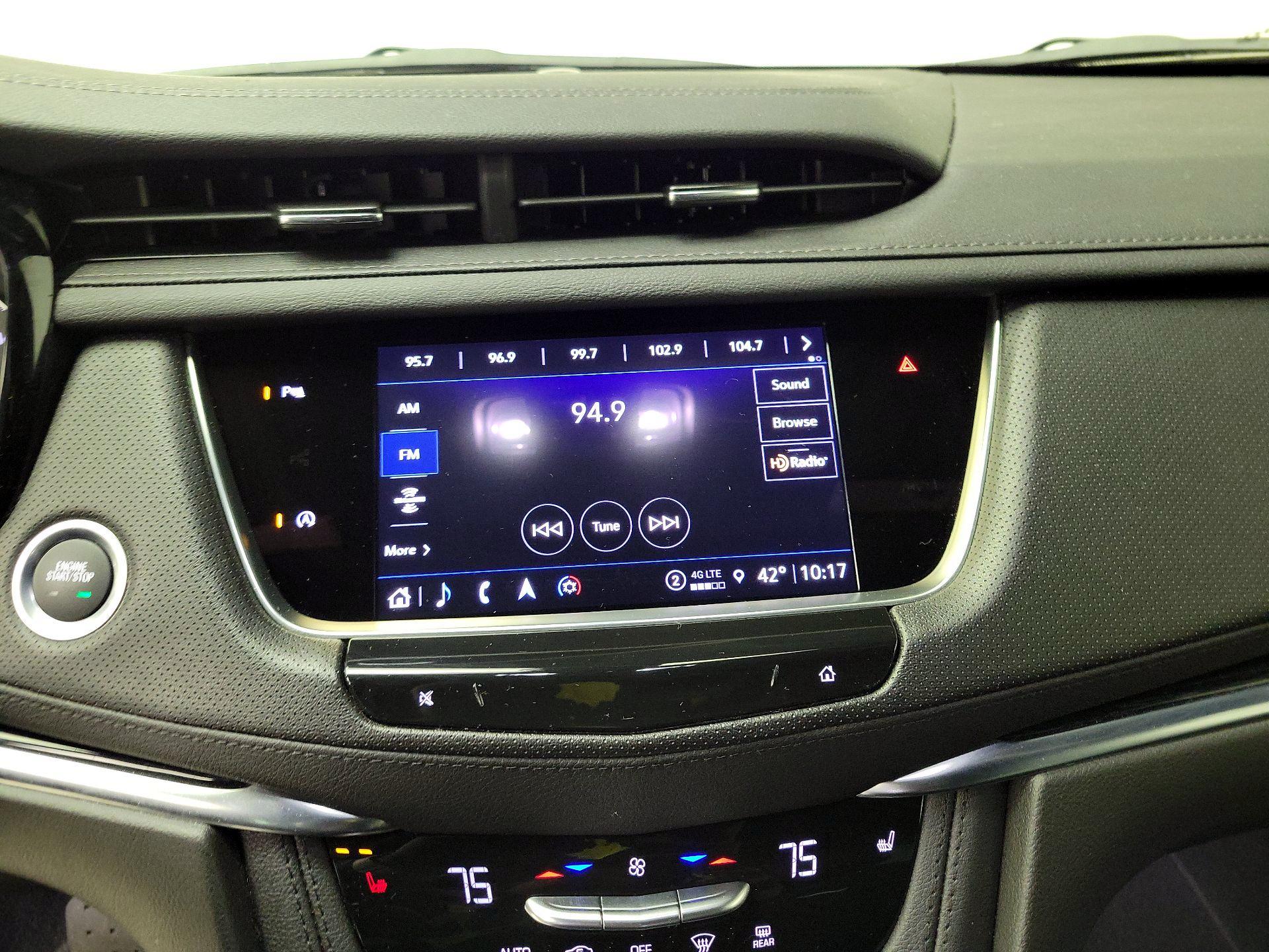 Thumbnail: 2025 Cadillac XT5 - 16