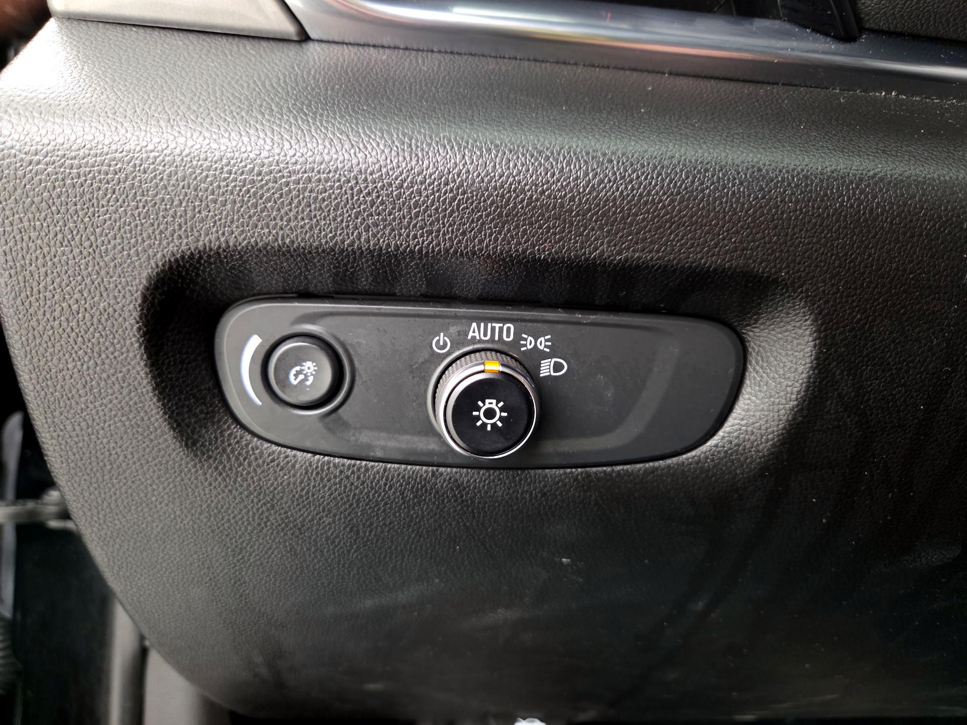 Thumbnail: 2023 Chevrolet Traverse - 13