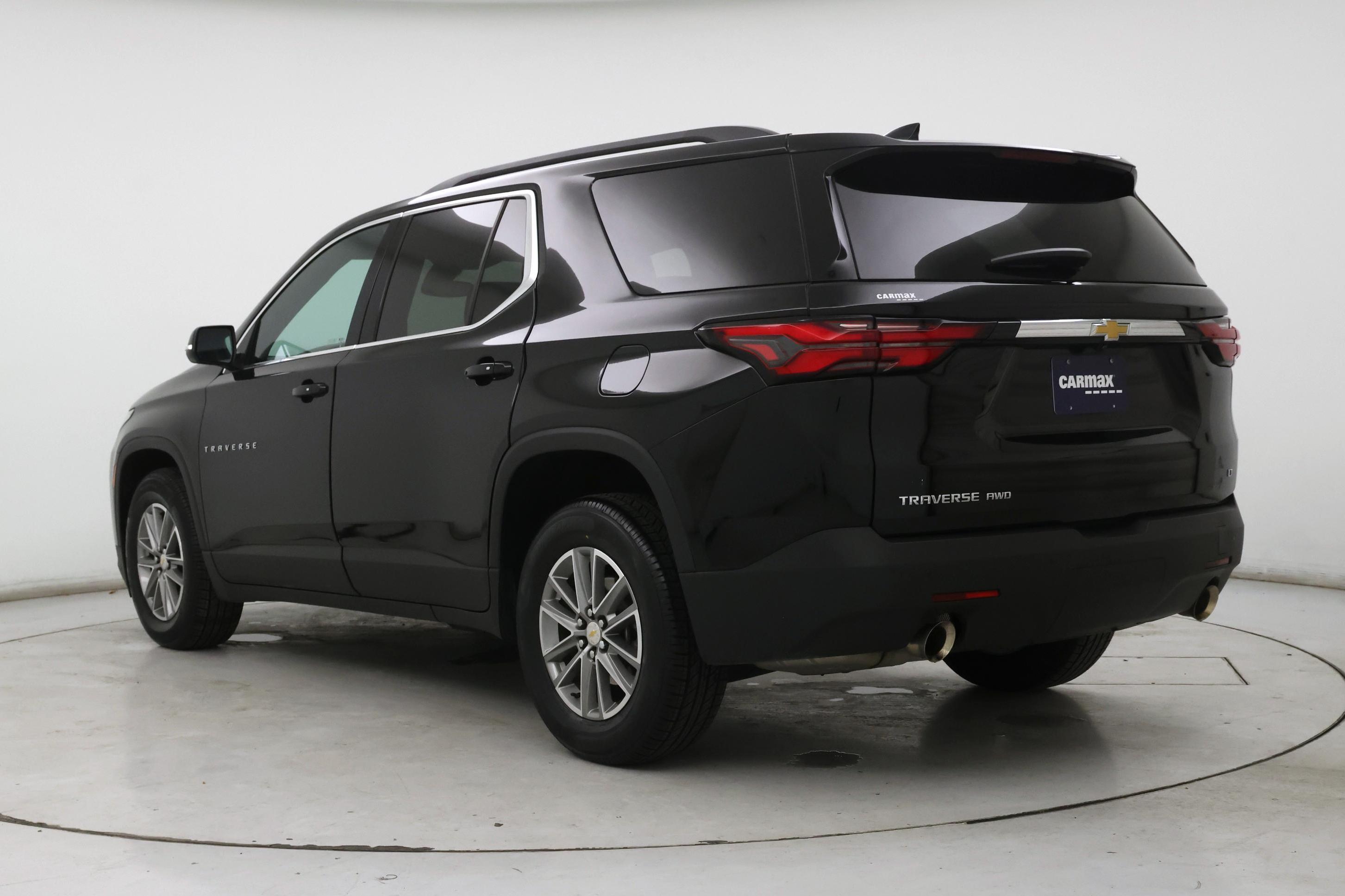 Thumbnail: 2023 Chevrolet Traverse - 2