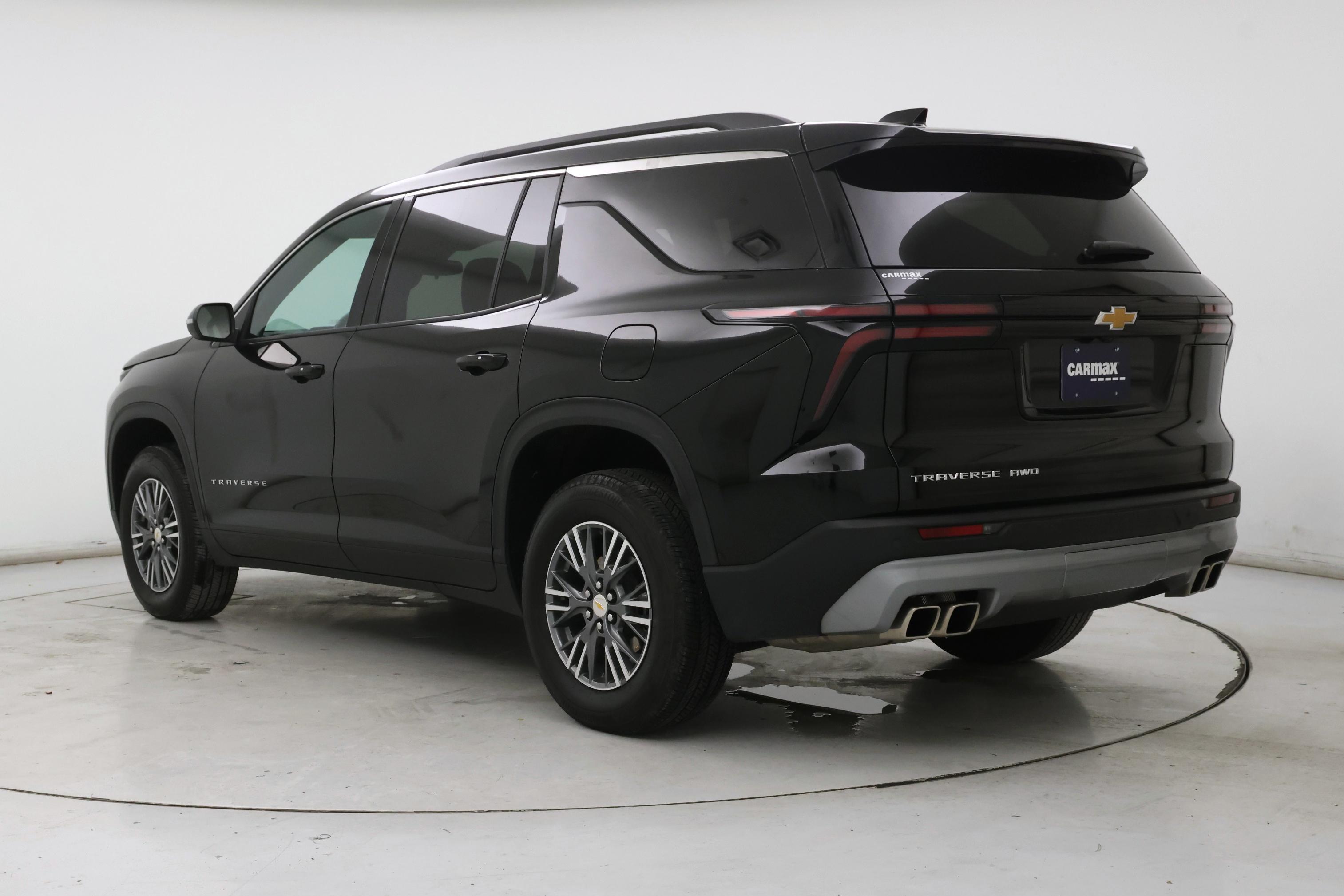 Thumbnail: 2025 Chevrolet Traverse - 2