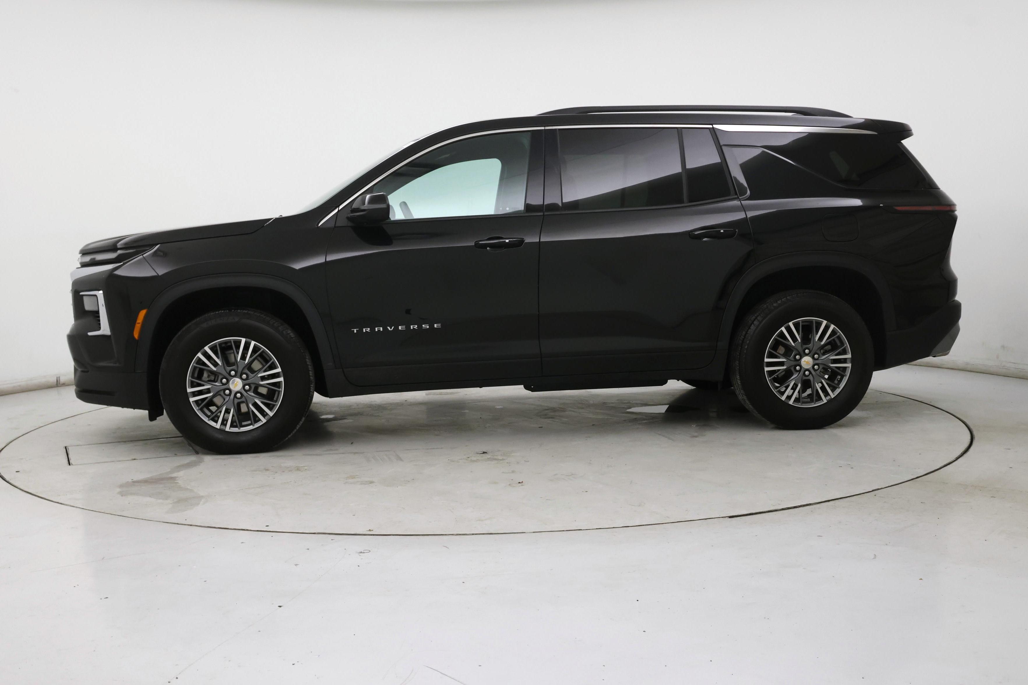 Thumbnail: 2025 Chevrolet Traverse - 3