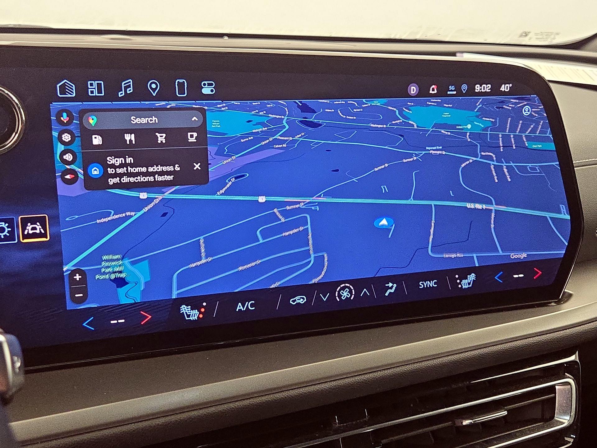 Thumbnail: 2025 Chevrolet Traverse - 14