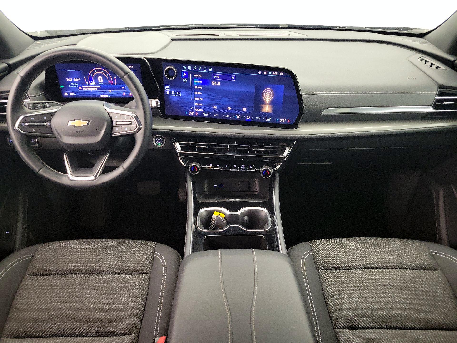 Thumbnail: 2025 Chevrolet Traverse - 9