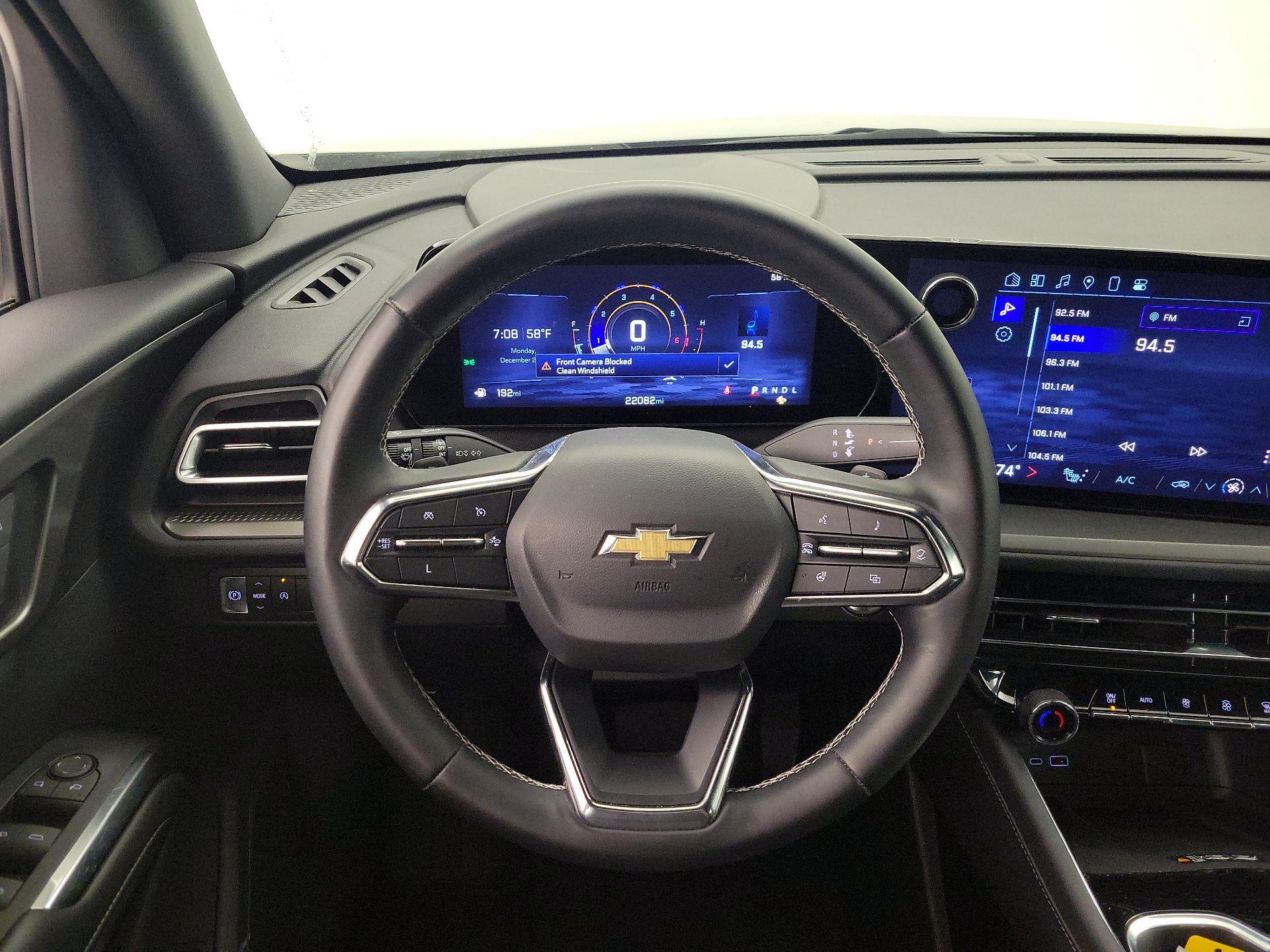 Thumbnail: 2025 Chevrolet Traverse - 10