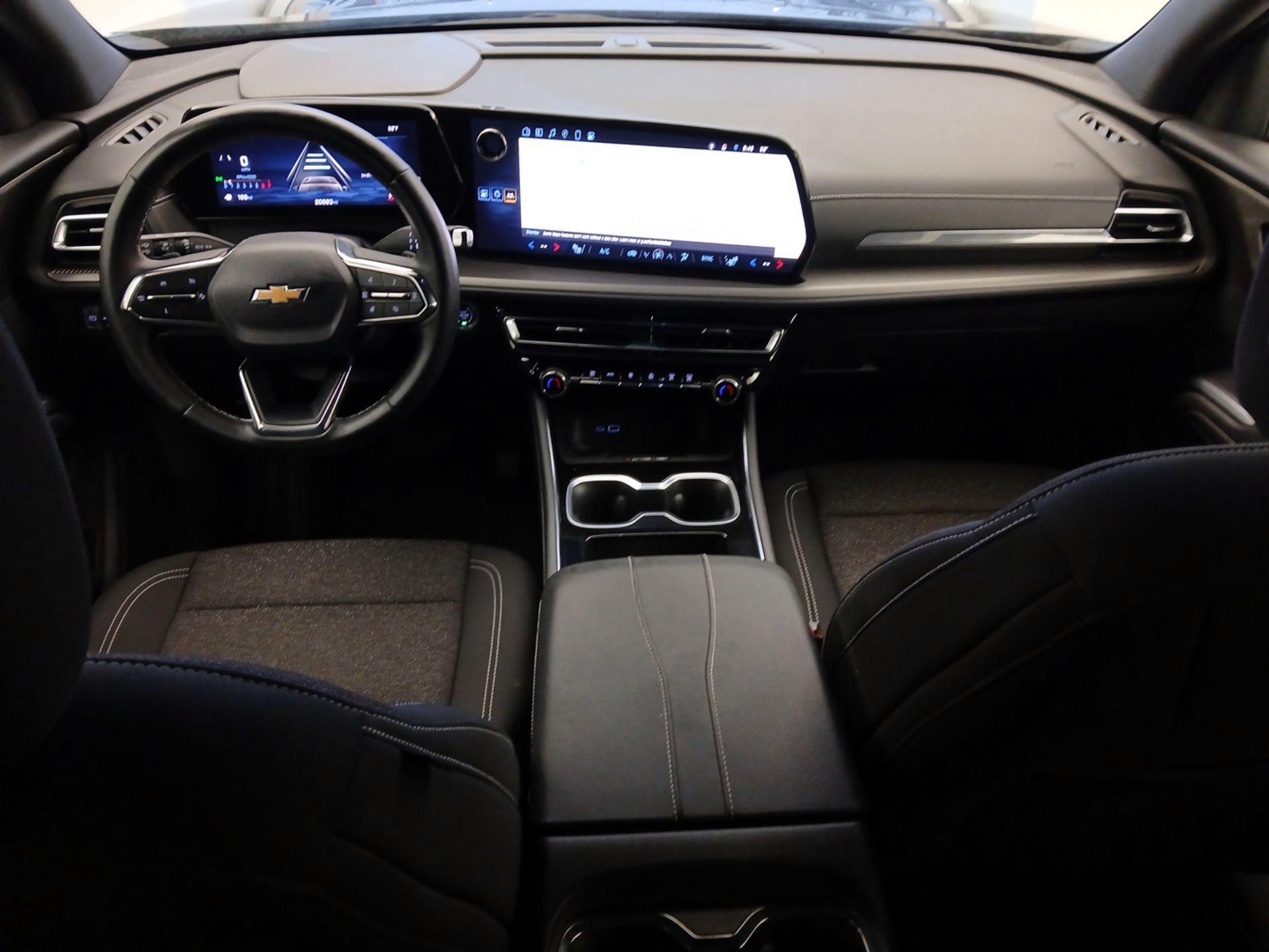 Thumbnail: 2025 Chevrolet Traverse - 9