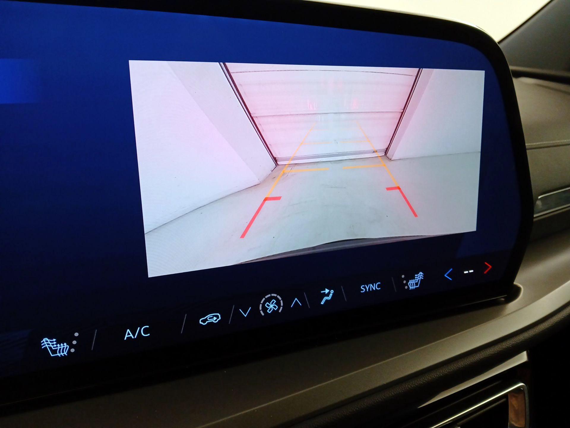 Thumbnail: 2025 Chevrolet Traverse - 15