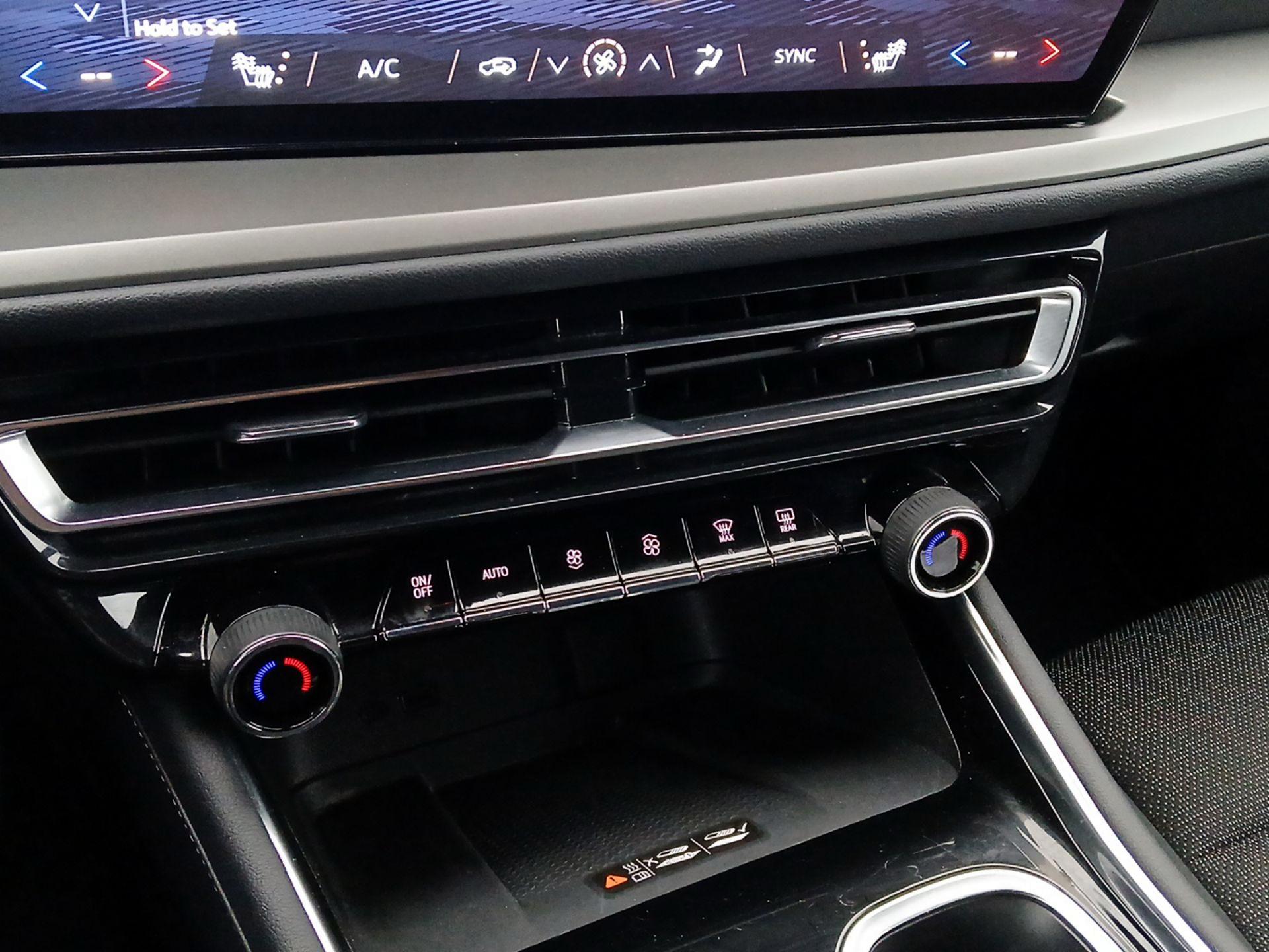 Thumbnail: 2025 Chevrolet Traverse - 17