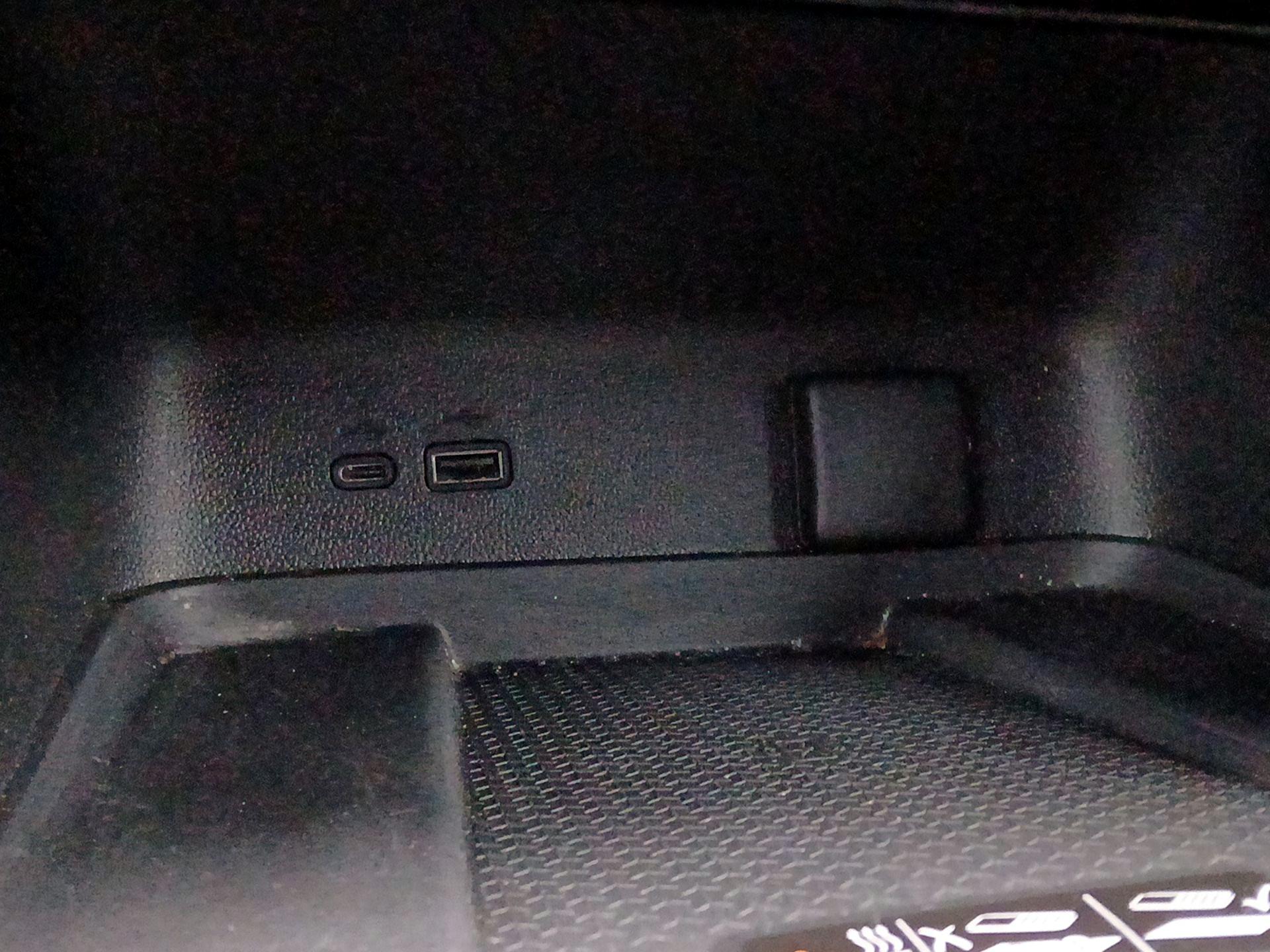 Thumbnail: 2025 Chevrolet Traverse - 19