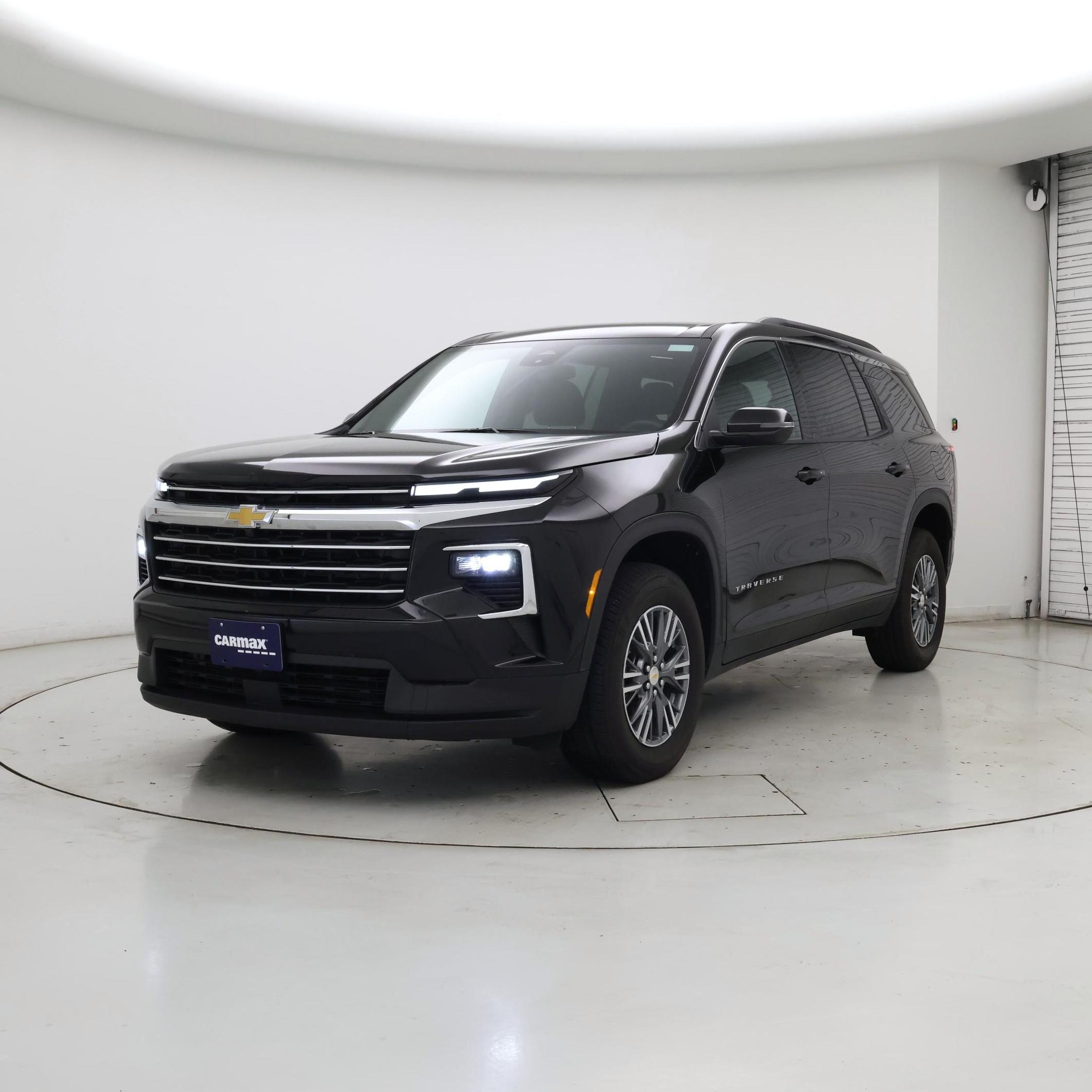 Thumbnail: 2025 Chevrolet Traverse - 4