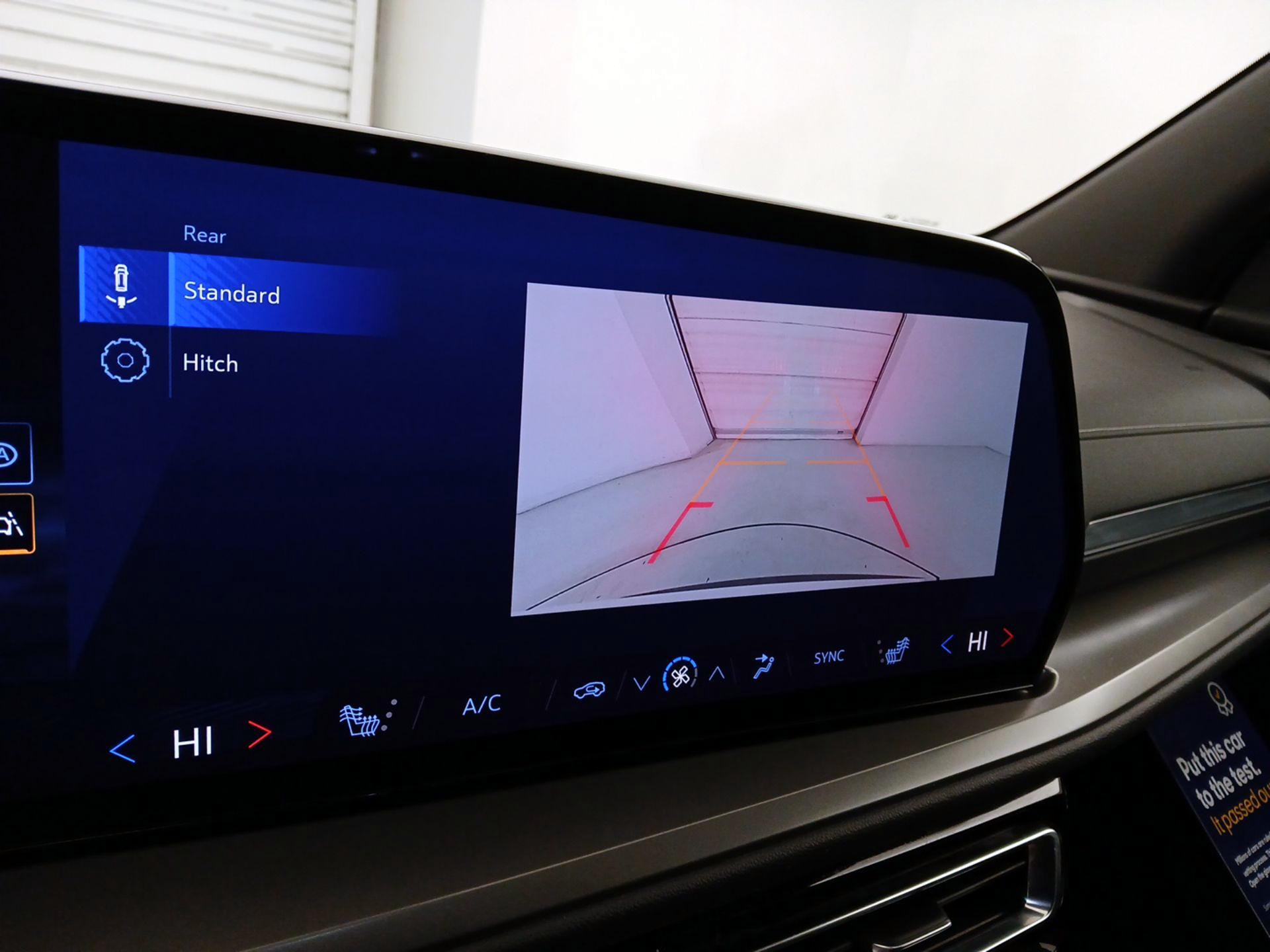 Thumbnail: 2025 Chevrolet Traverse - 15