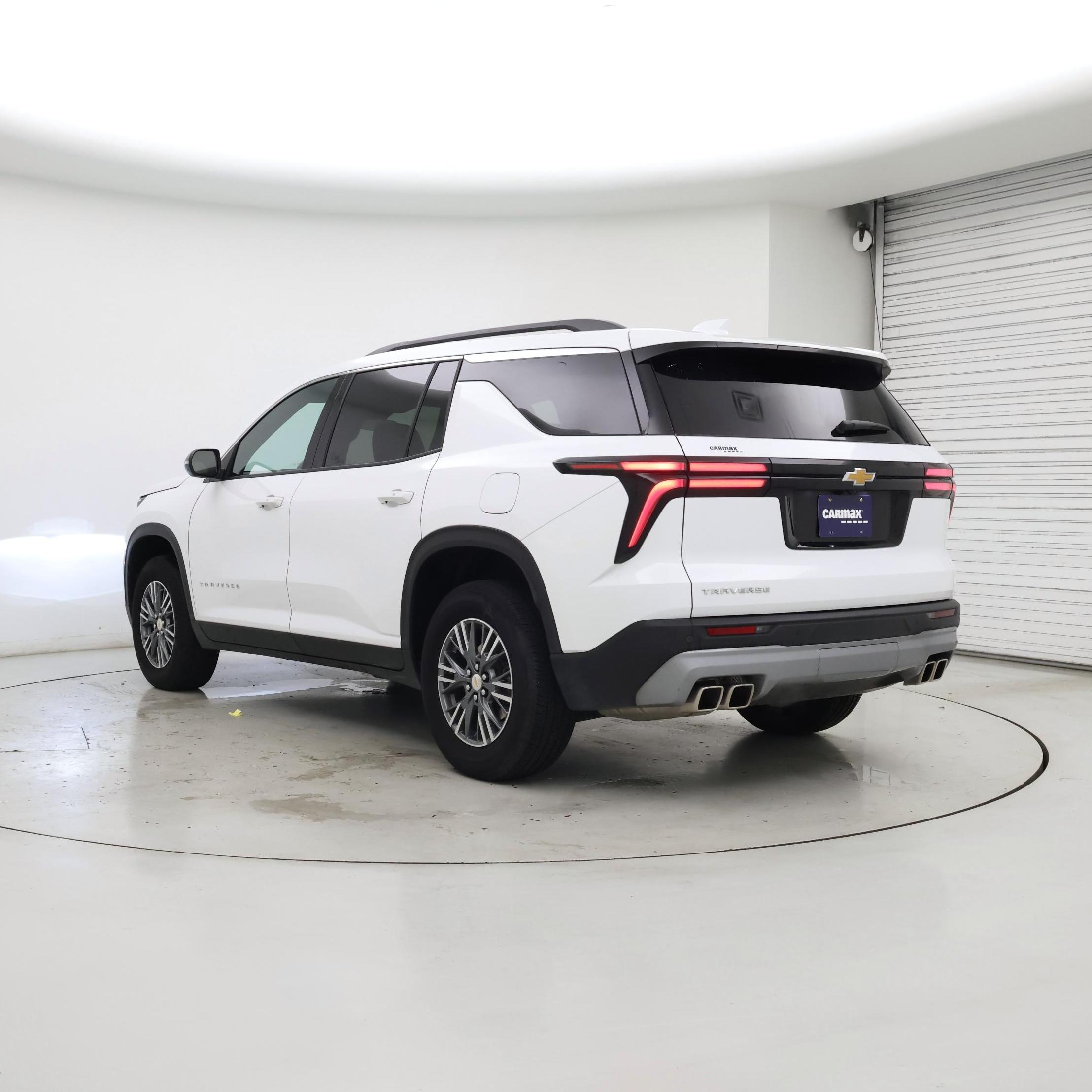 Thumbnail: 2025 Chevrolet Traverse - 2