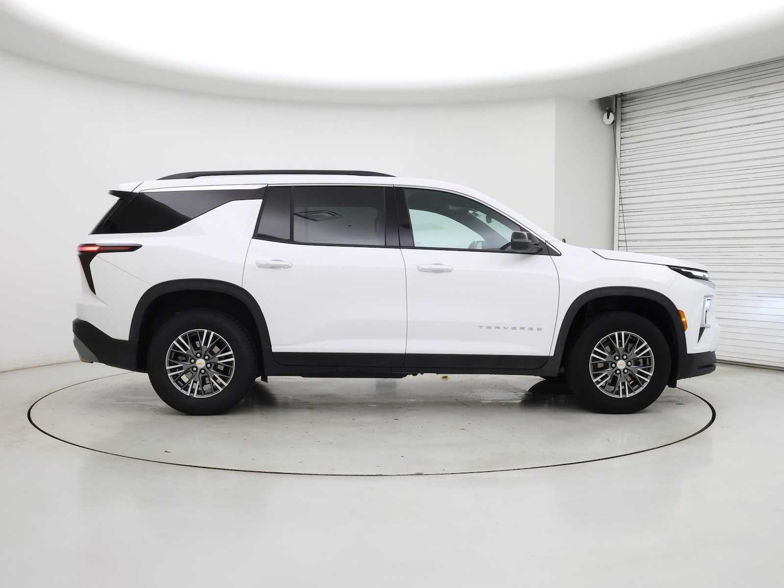 2025 Chevrolet Traverse LT - Photo 8