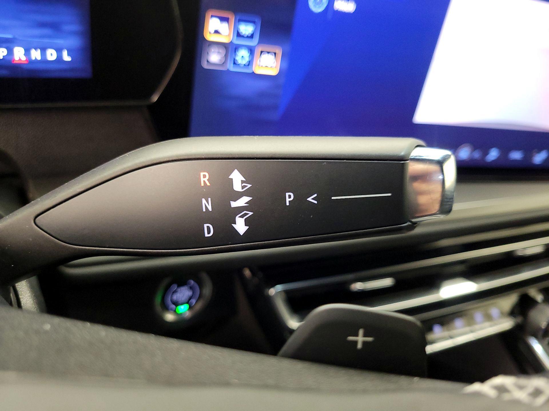 Thumbnail: 2025 Chevrolet Traverse - 17