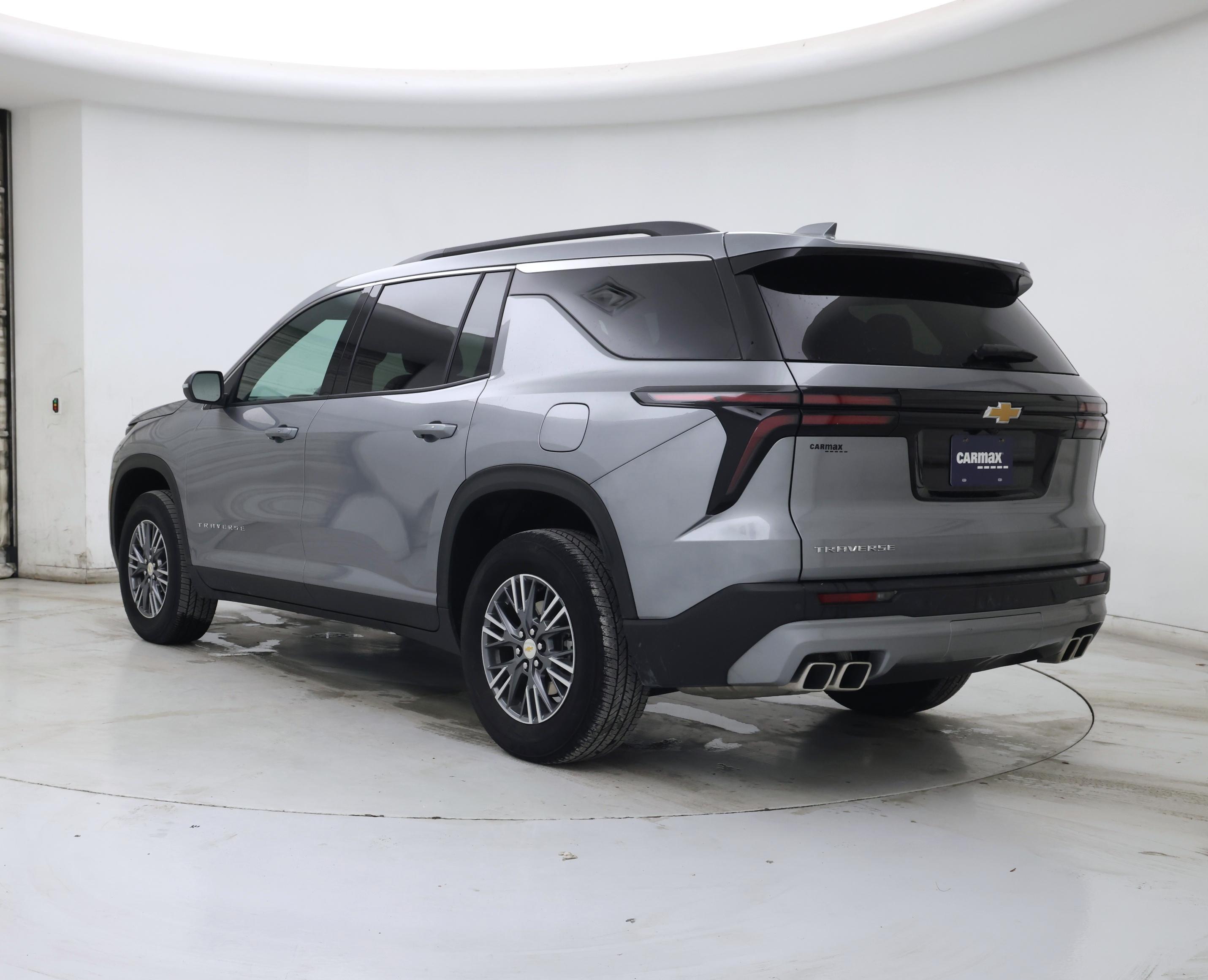 Thumbnail: 2025 Chevrolet Traverse - 2