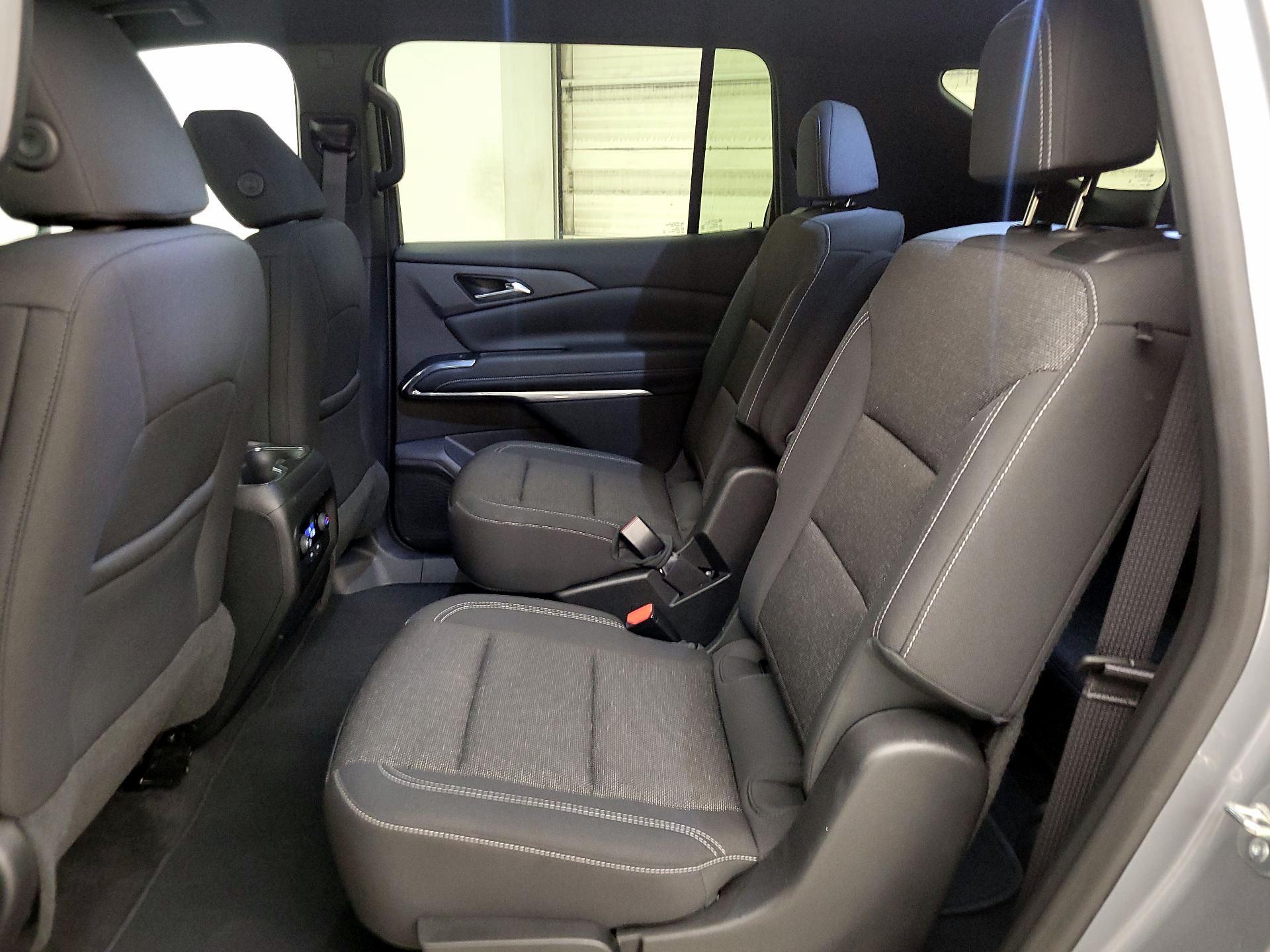 Thumbnail: 2025 Chevrolet Traverse - 19