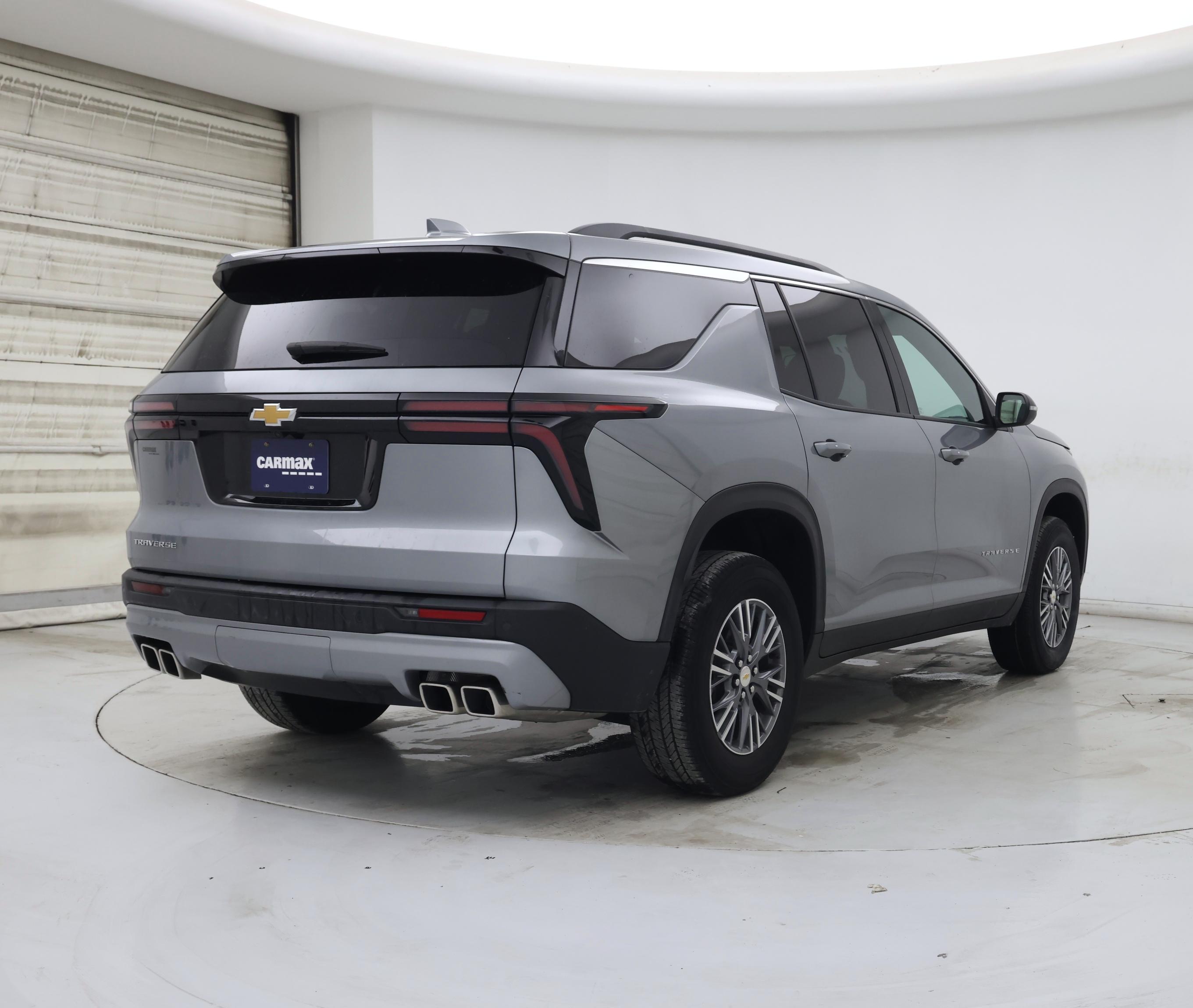 Thumbnail: 2025 Chevrolet Traverse - 8