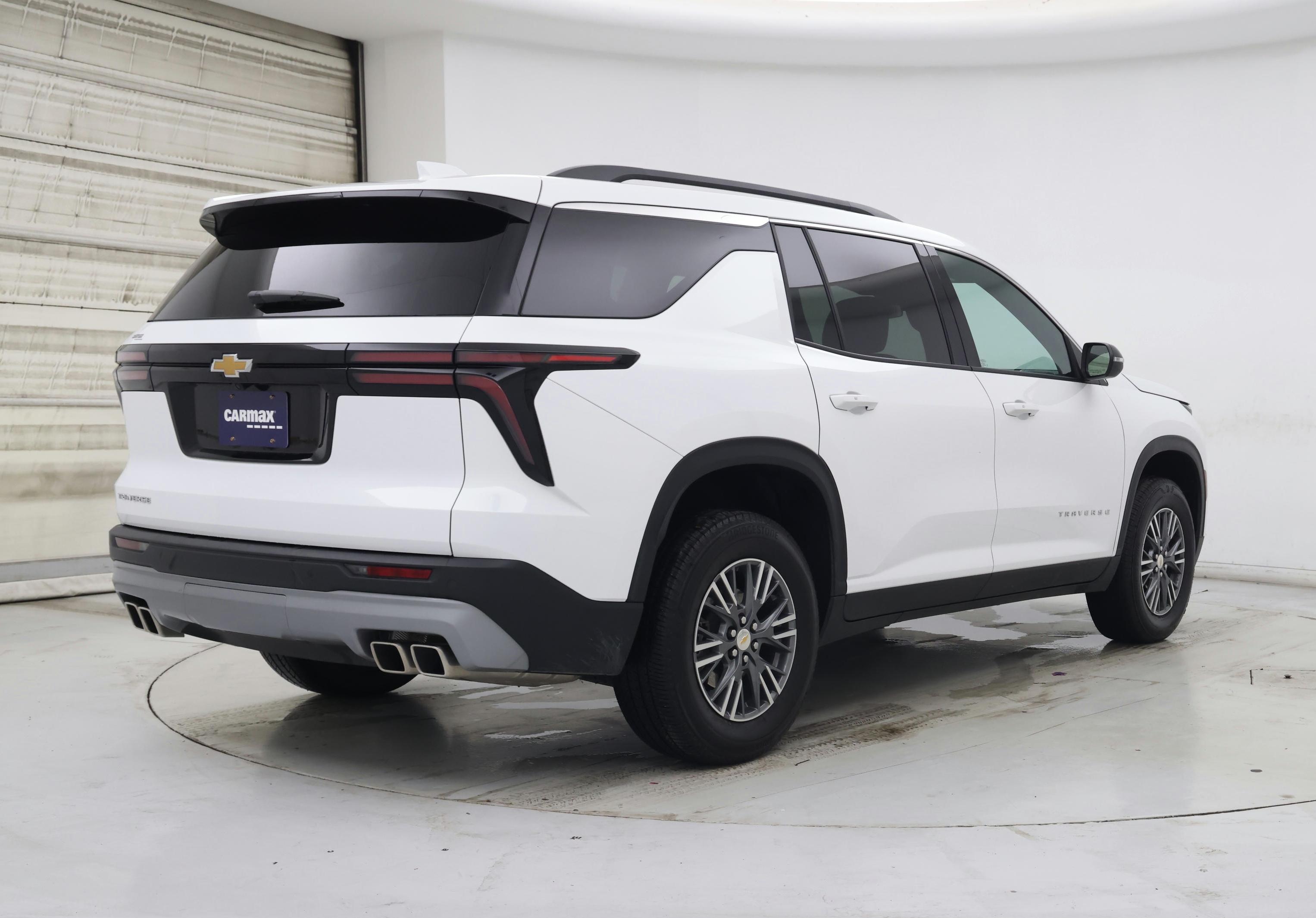Thumbnail: 2025 Chevrolet Traverse - 8