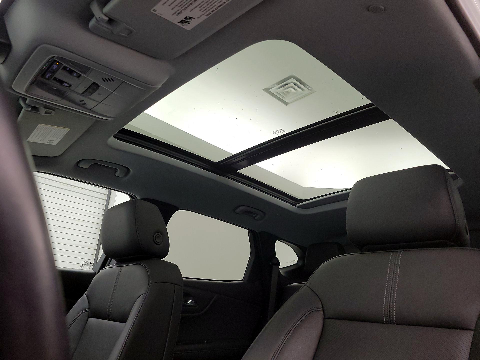 Thumbnail: 2022 Chevrolet Blazer - 19