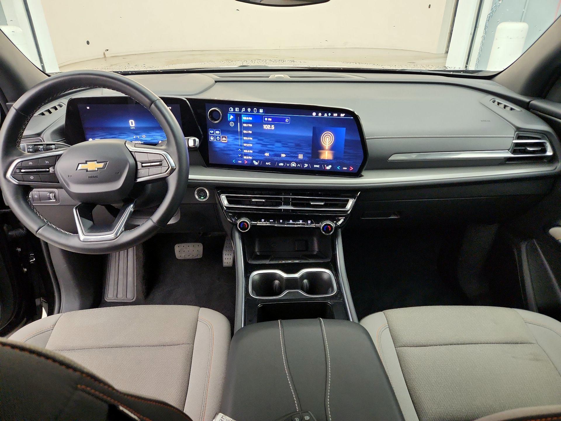 Thumbnail: 2025 Chevrolet Traverse - 9