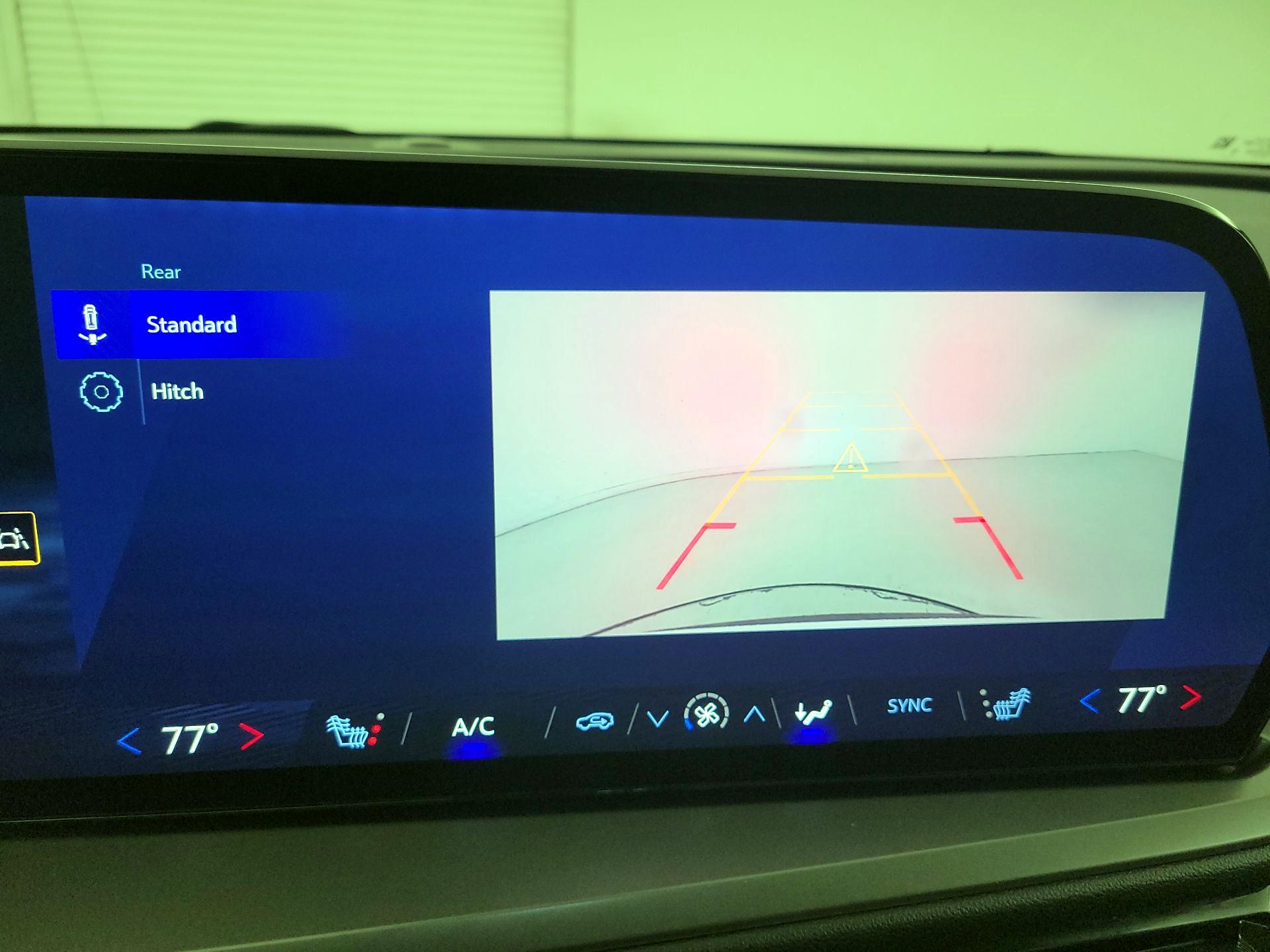 Thumbnail: 2025 Chevrolet Traverse - 15