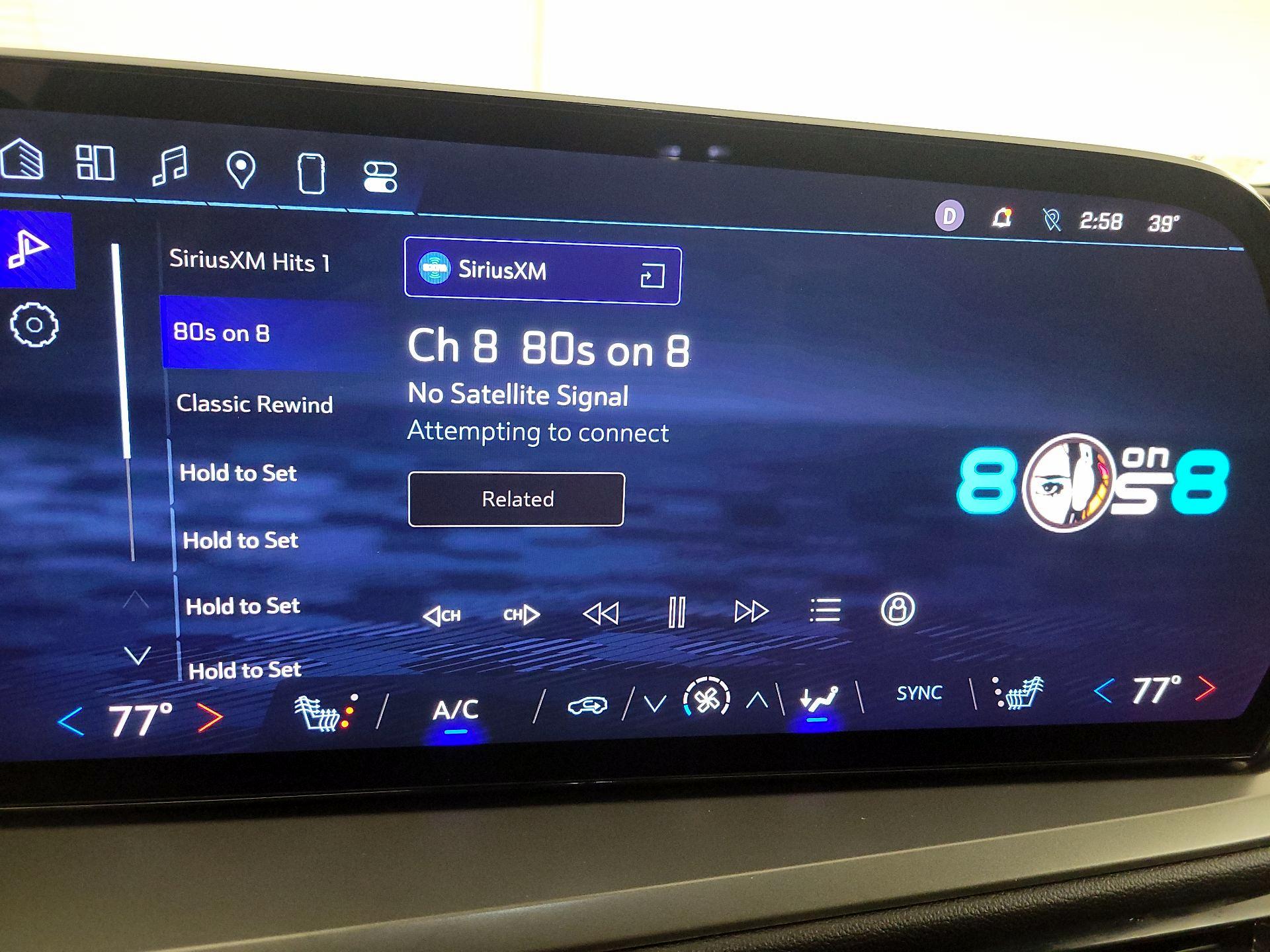 Thumbnail: 2025 Chevrolet Traverse - 16