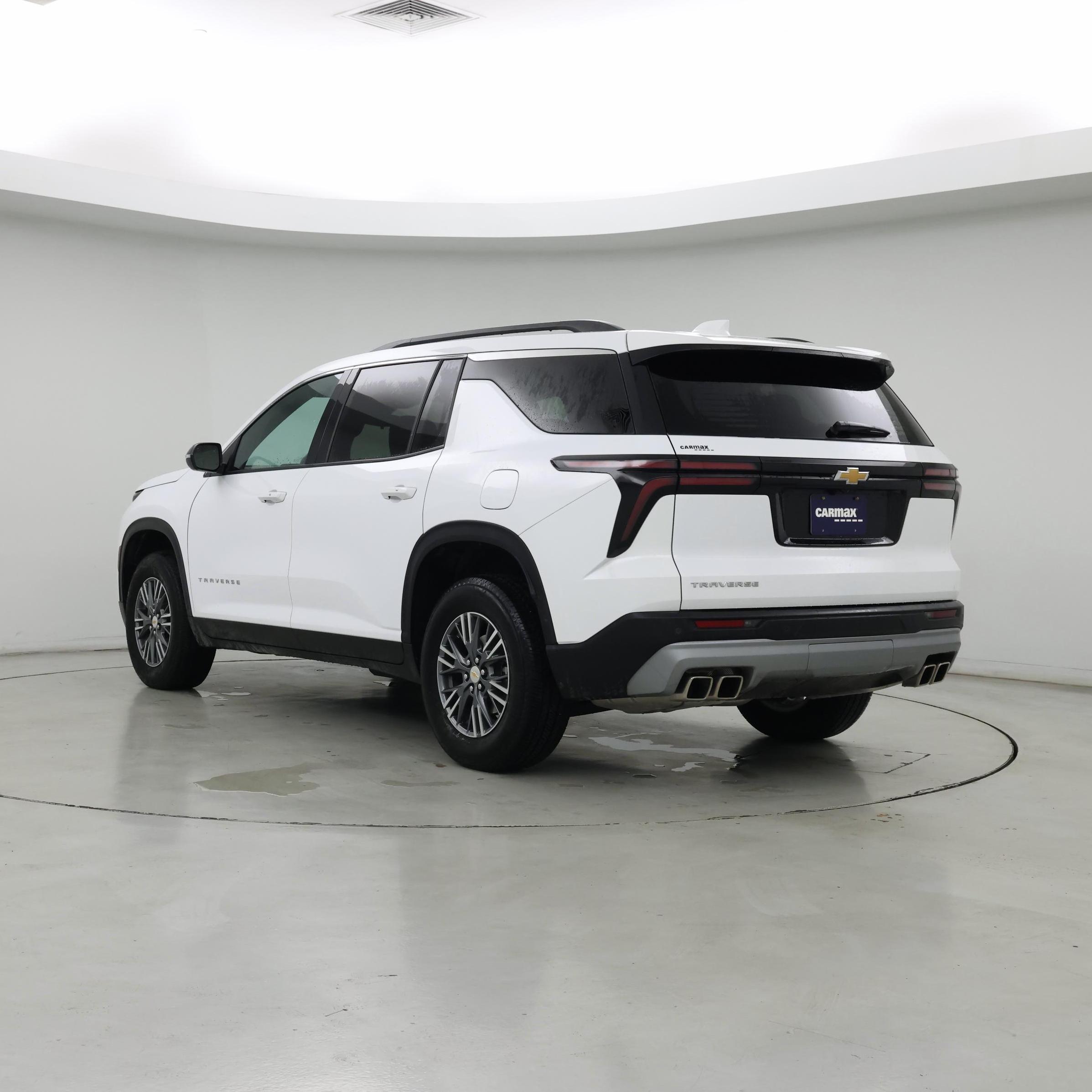 Thumbnail: 2025 Chevrolet Traverse - 2