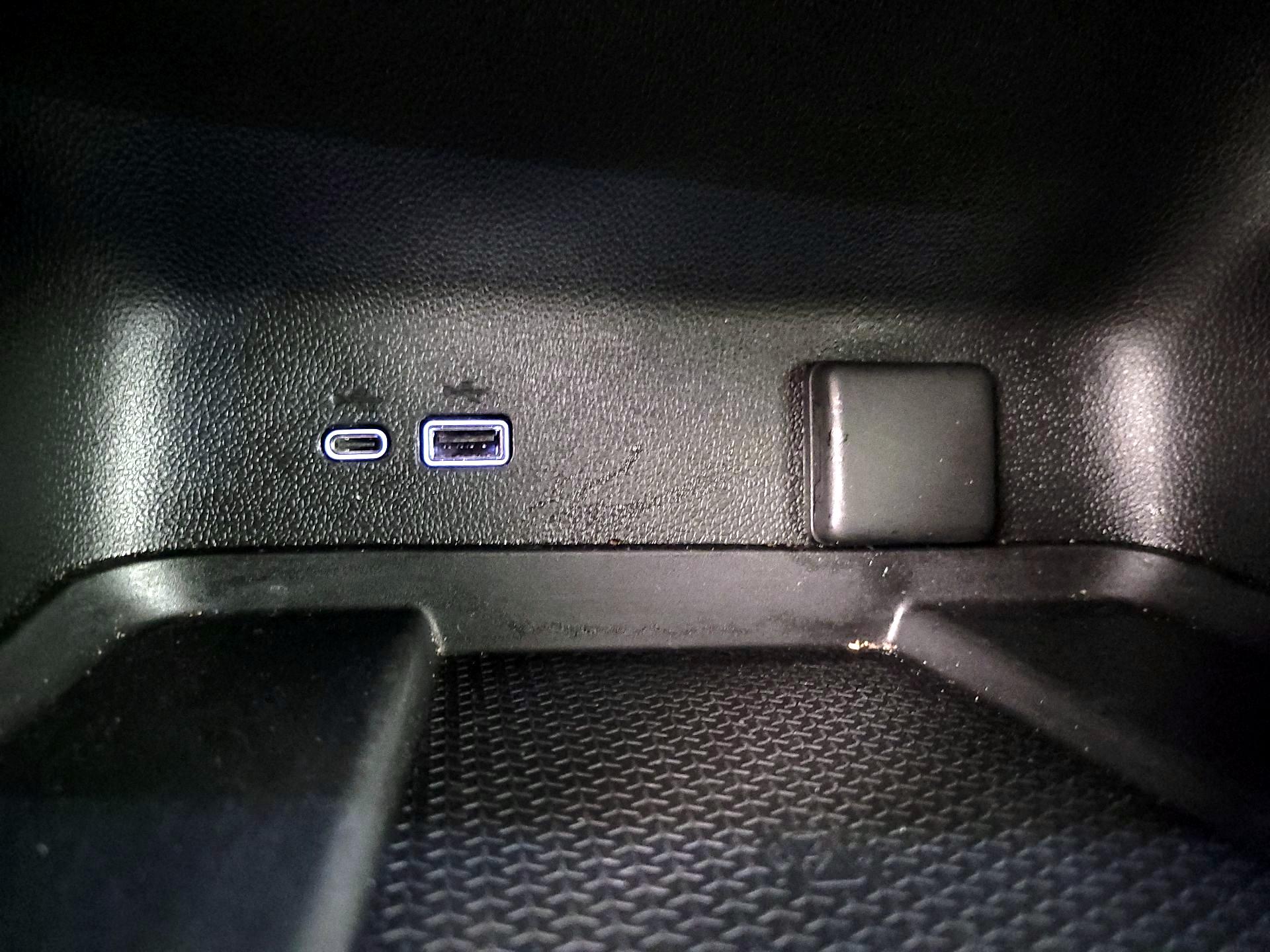 Thumbnail: 2025 Chevrolet Traverse - 19