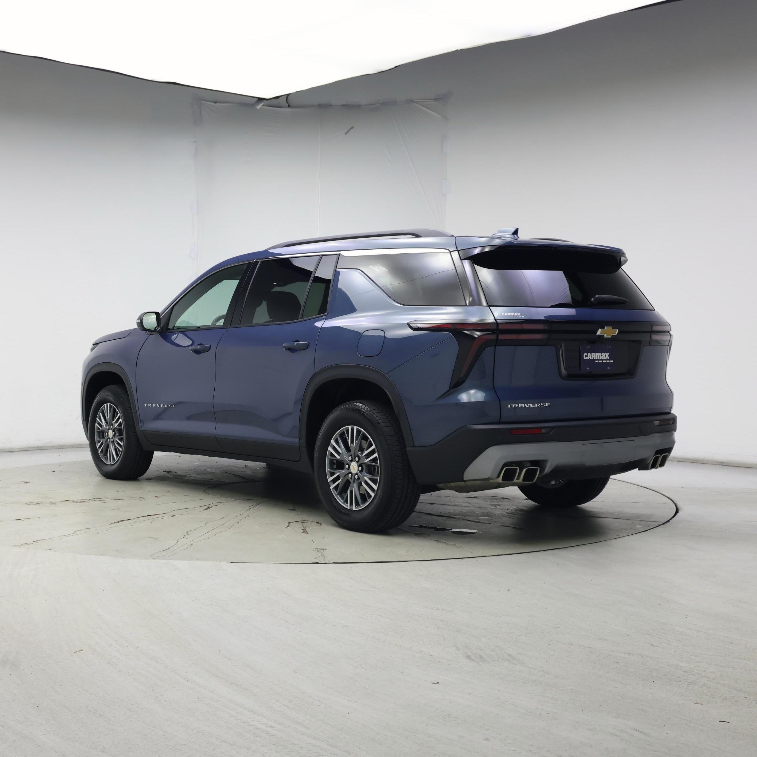 Thumbnail: 2025 Chevrolet Traverse - 2